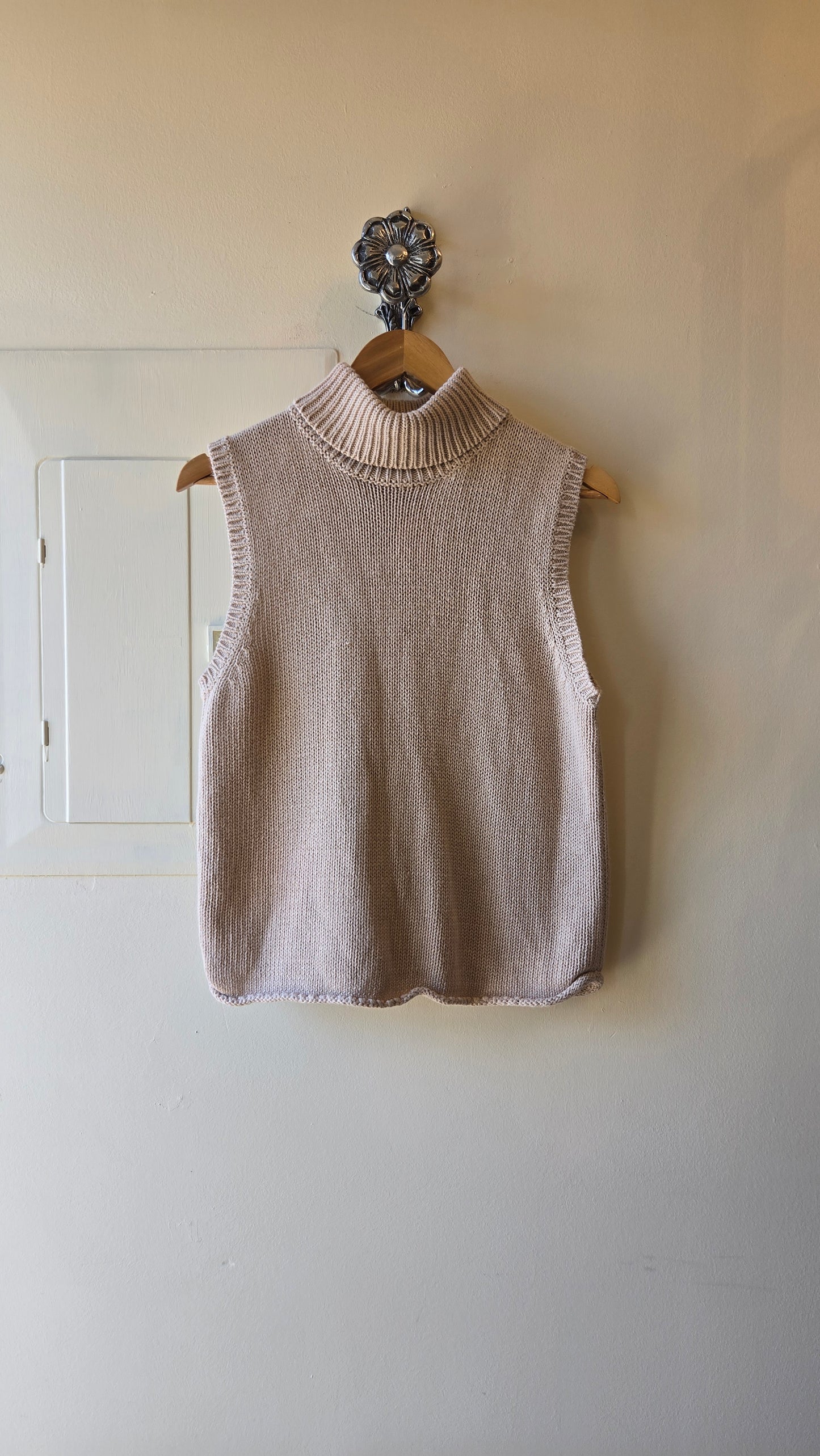 Tribeca Studio beige sleeveless turtleneck