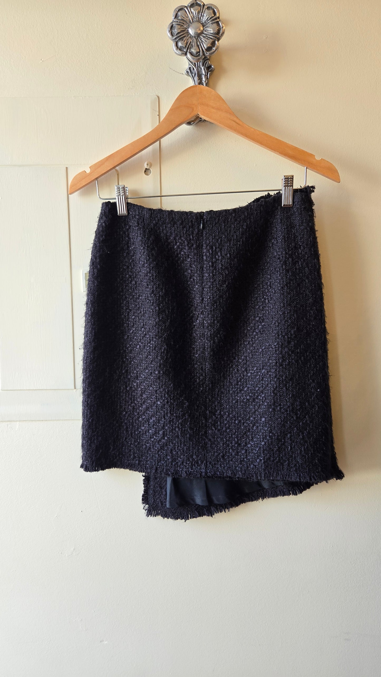 Black asymmetric boucle skirt