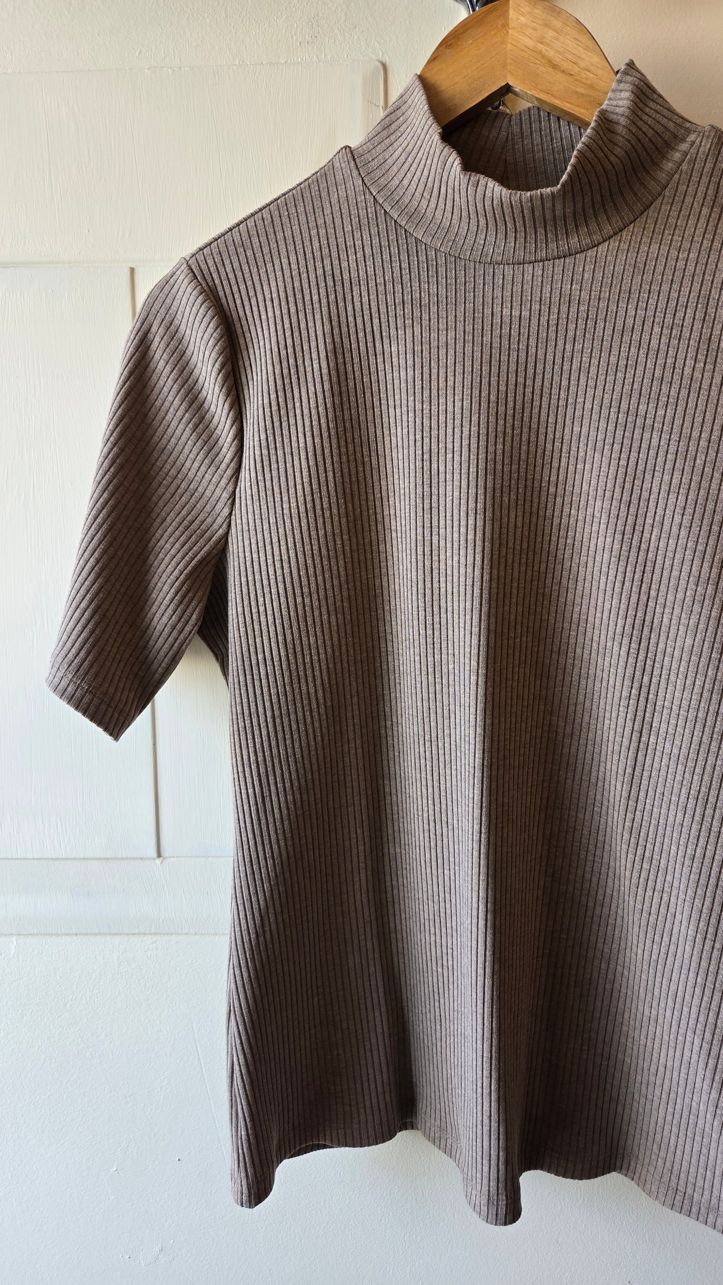 INC taupe ribbed mock neck