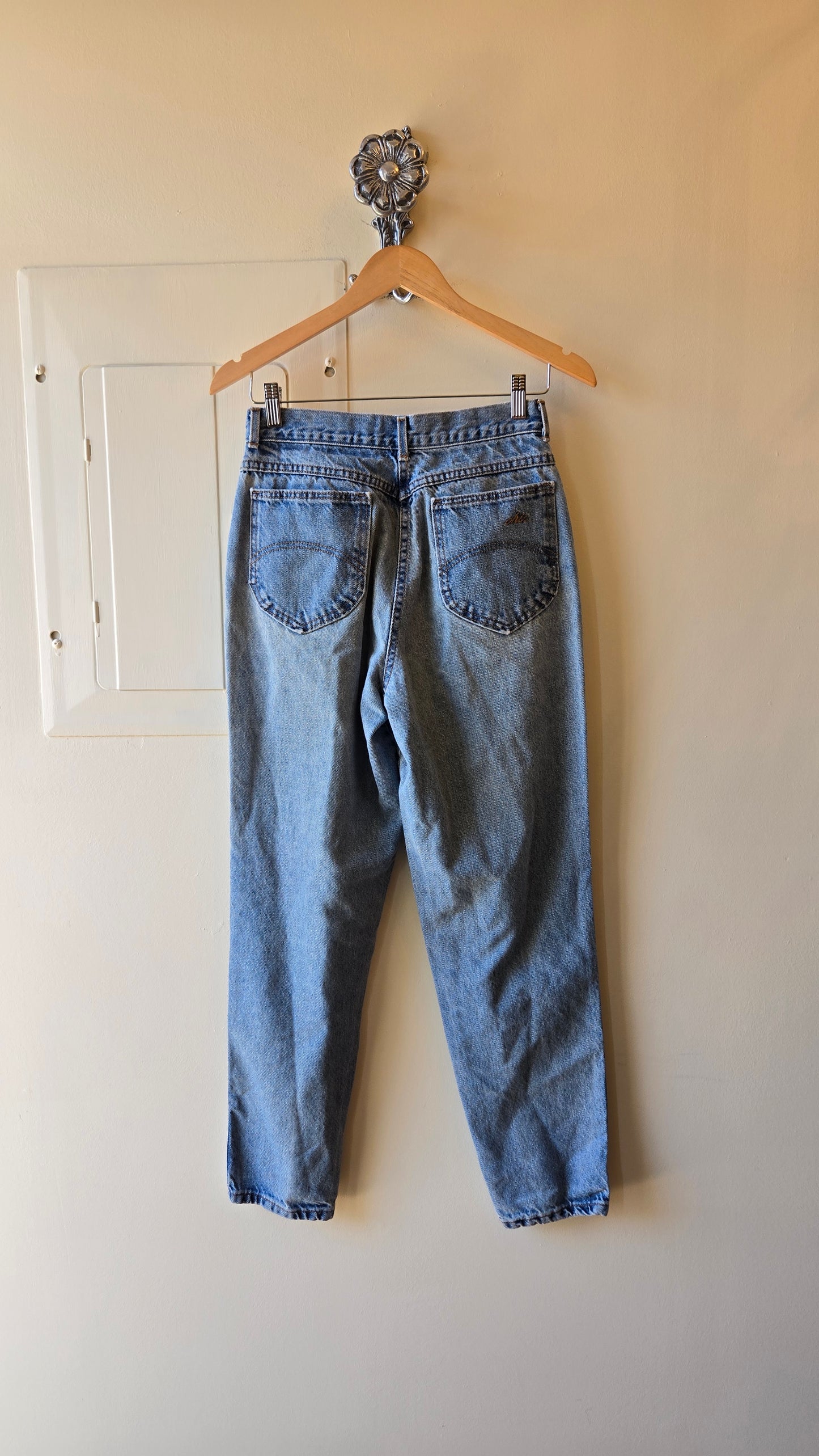 Chic midwash jeans