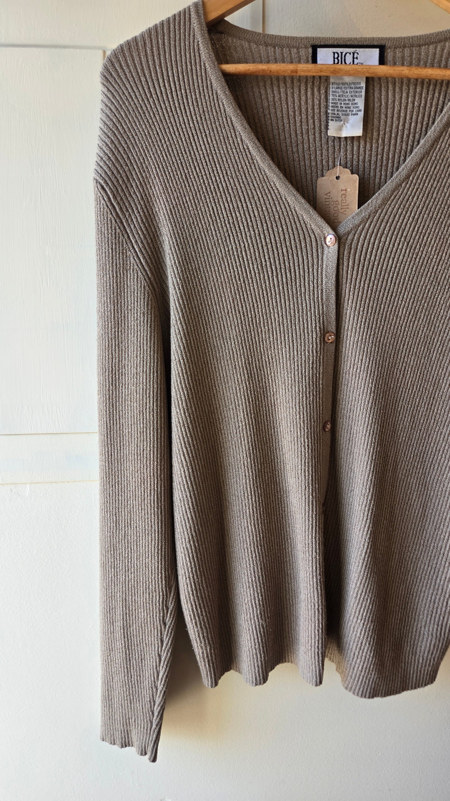 Taupe ribbed vneck cardigan