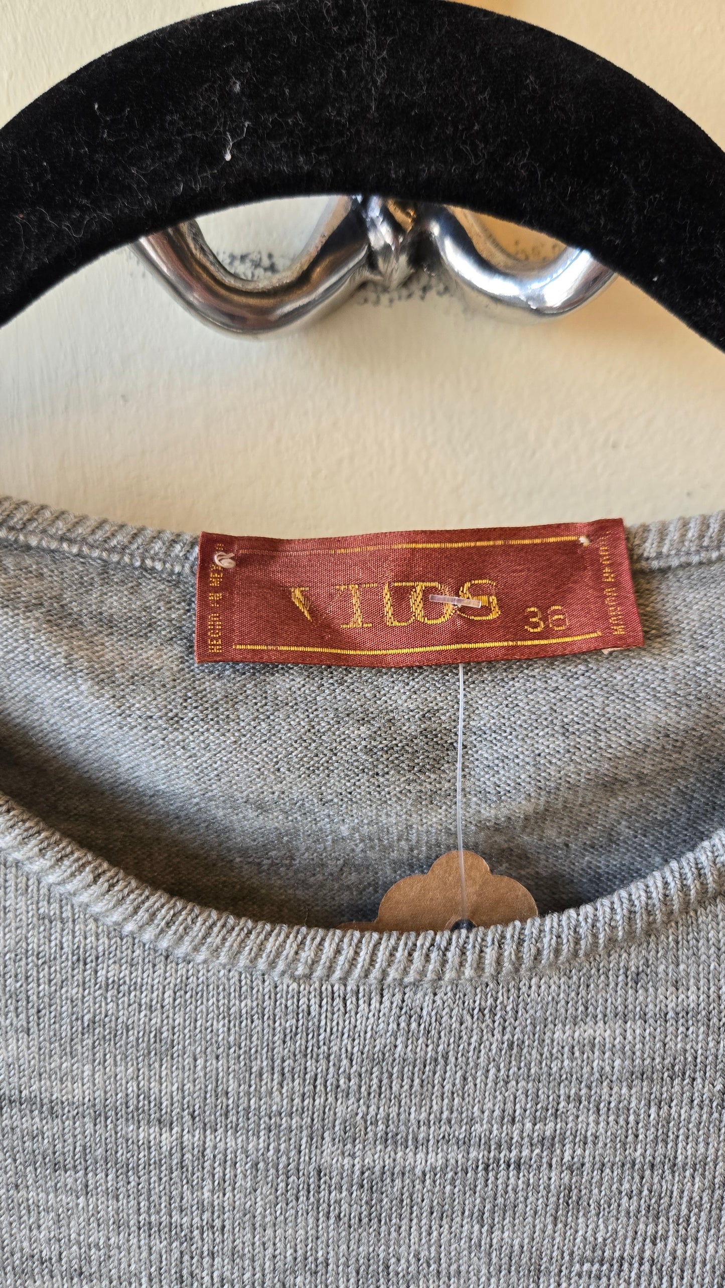 Vitos grey knit skirt set