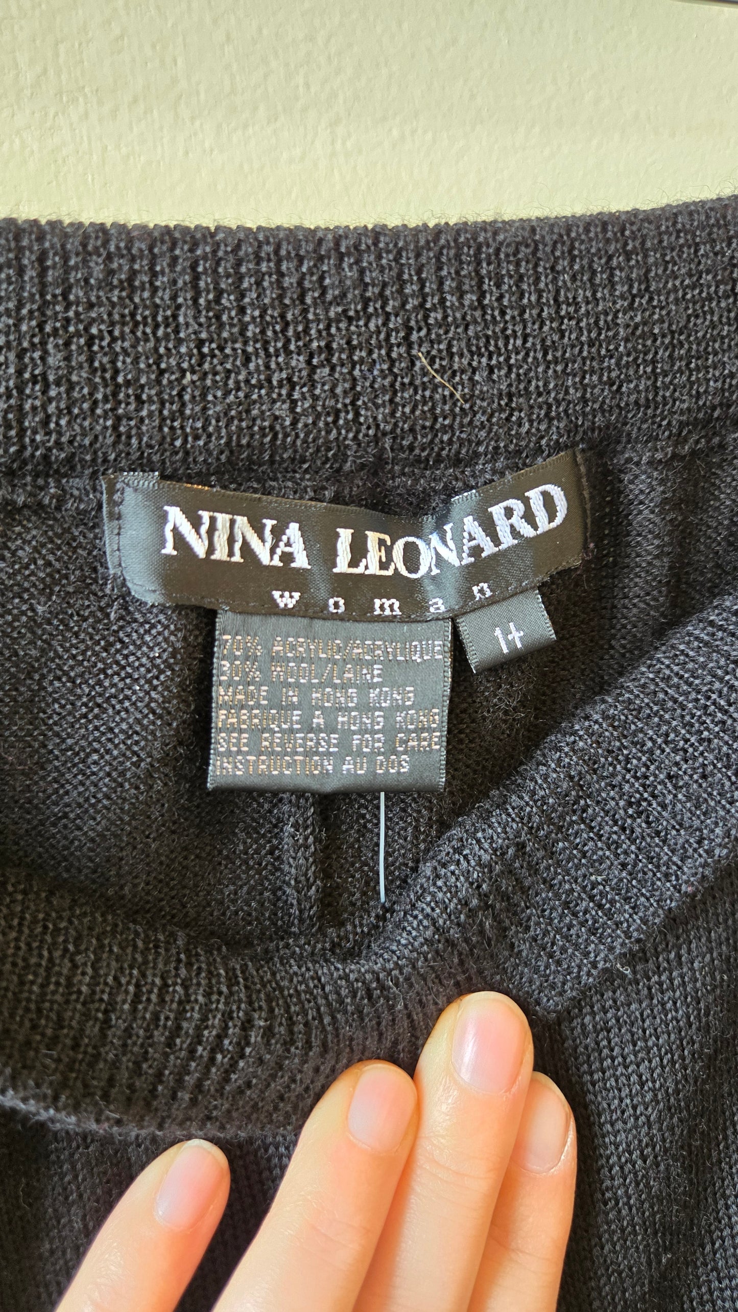 Nina Leonard Cream tunic & black pant sweater set