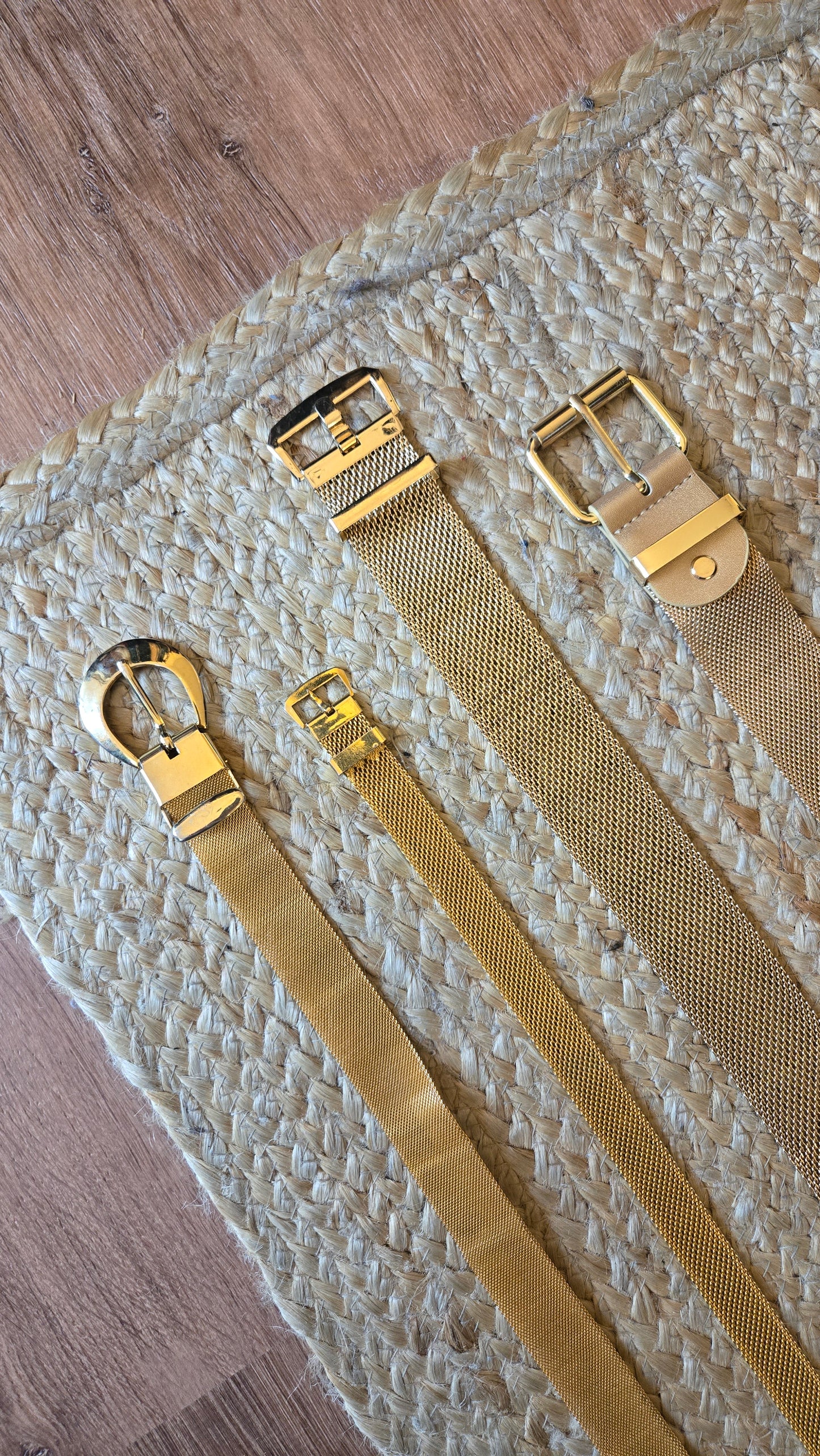 Wide gold mesh belt!