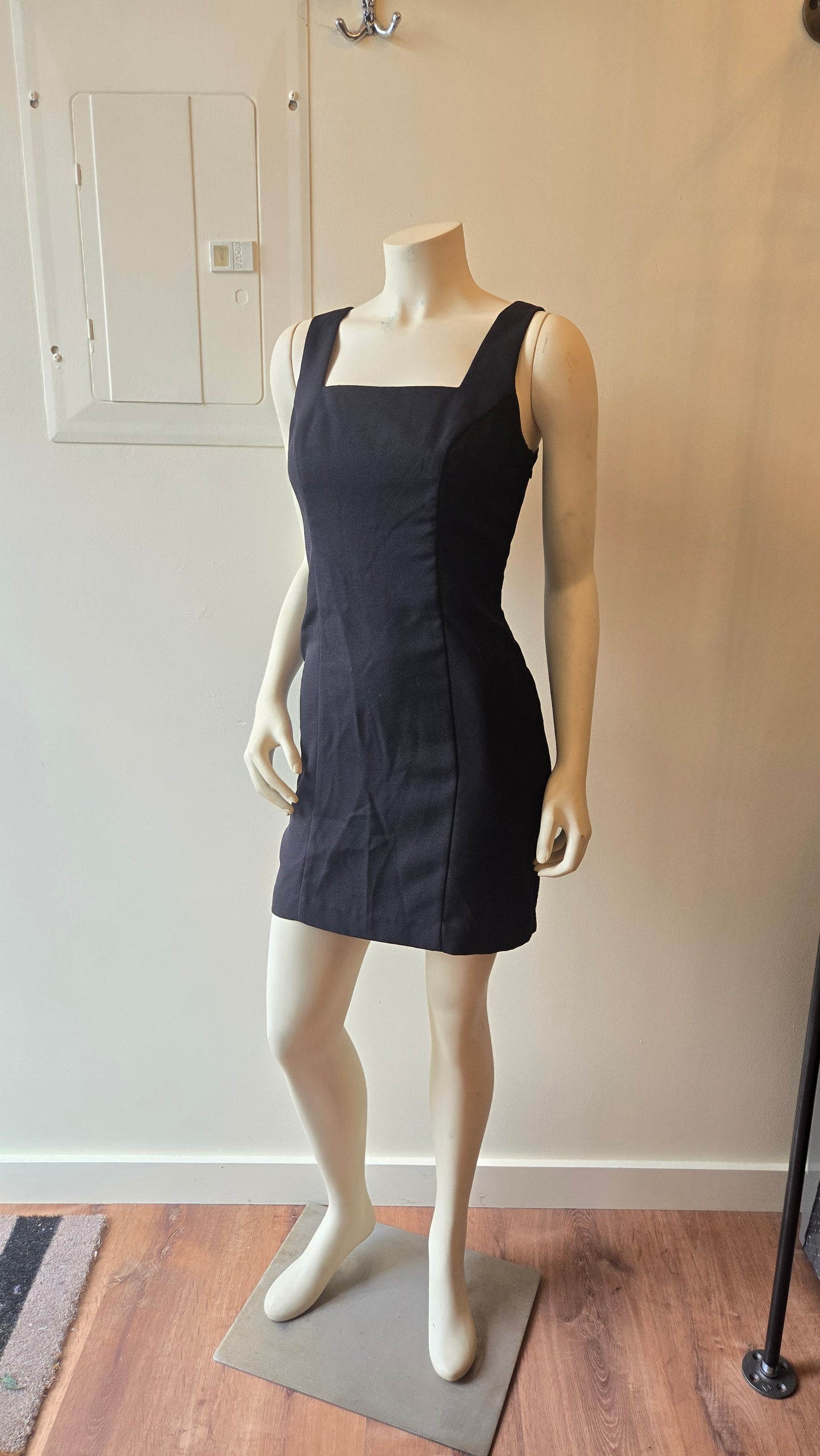 Envy rhinestone bow-back LBD