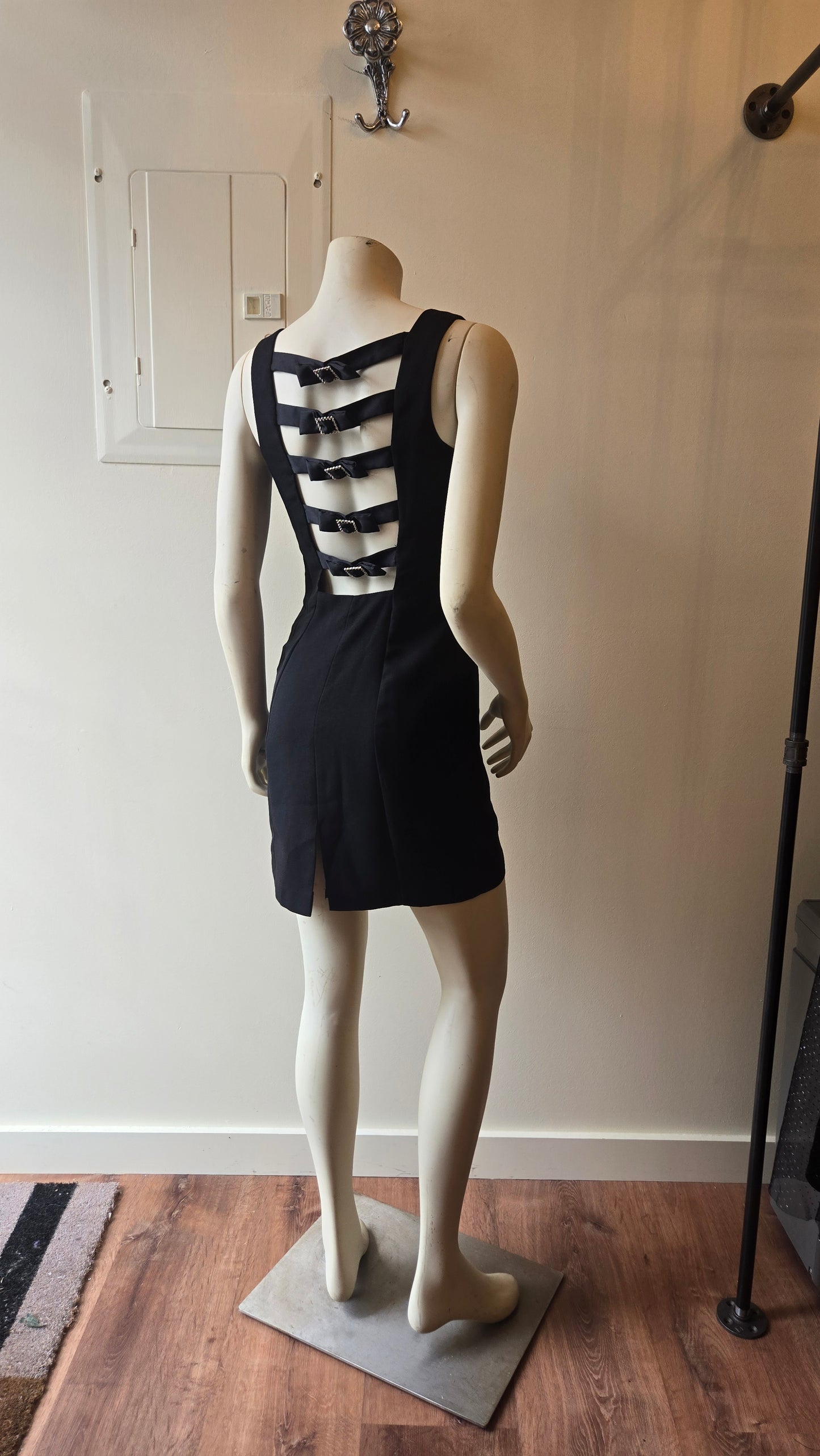 Envy rhinestone bow-back LBD