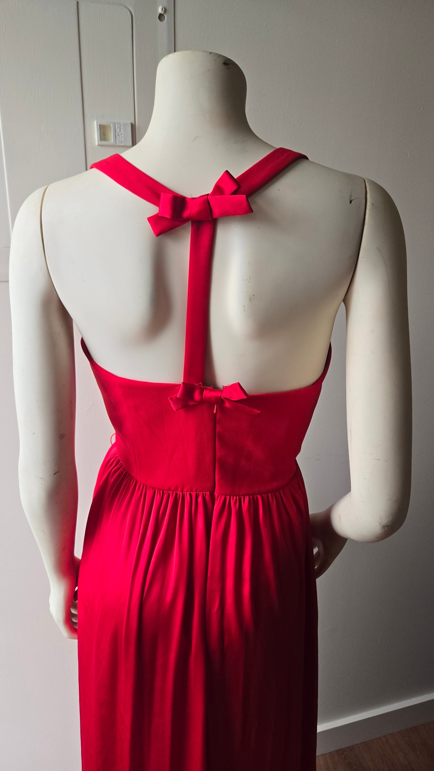 Vera Wang white label red gown