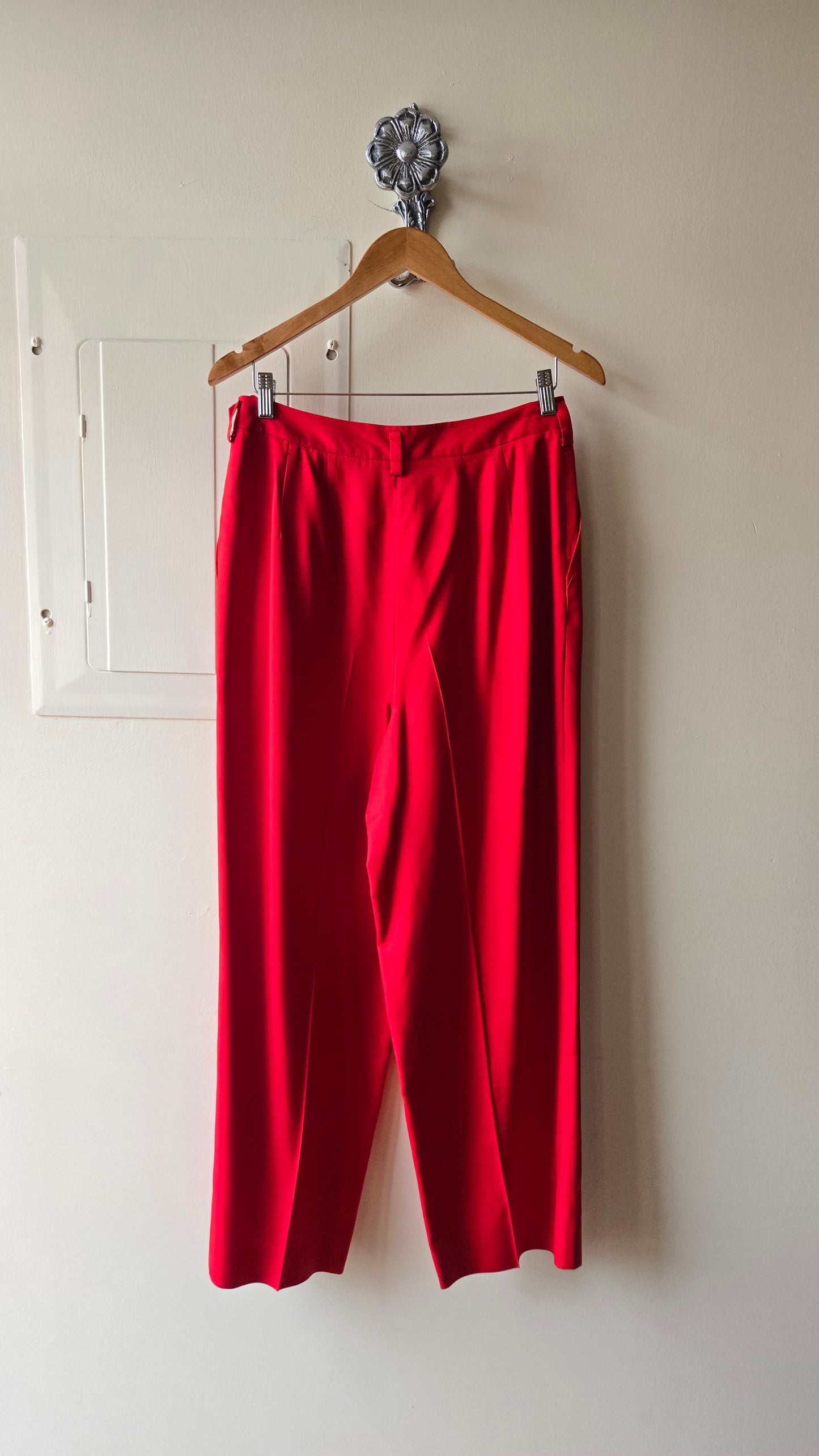 Ellen Tracy red silk pant as is