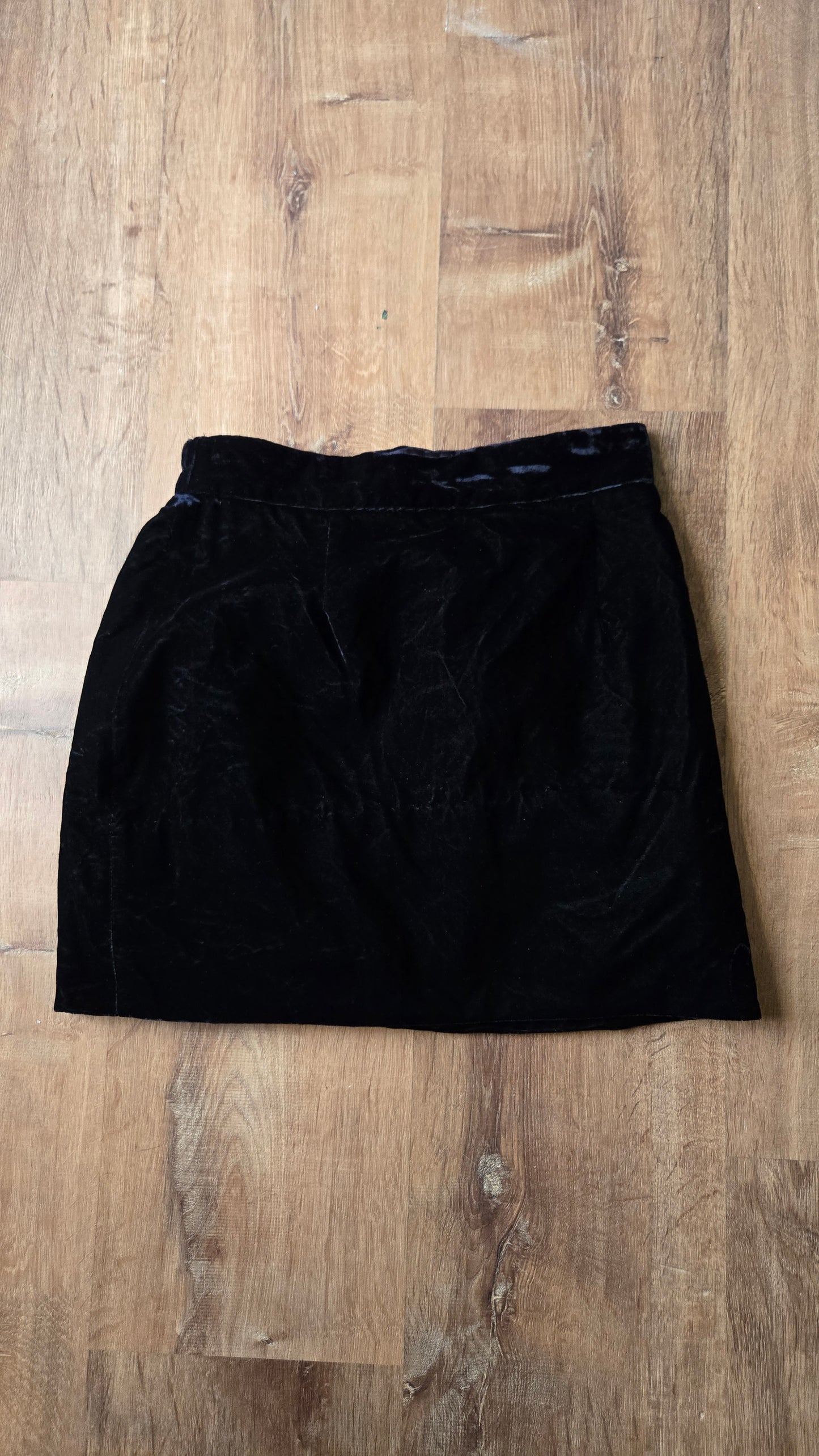 City Girl black velvet miniskirt