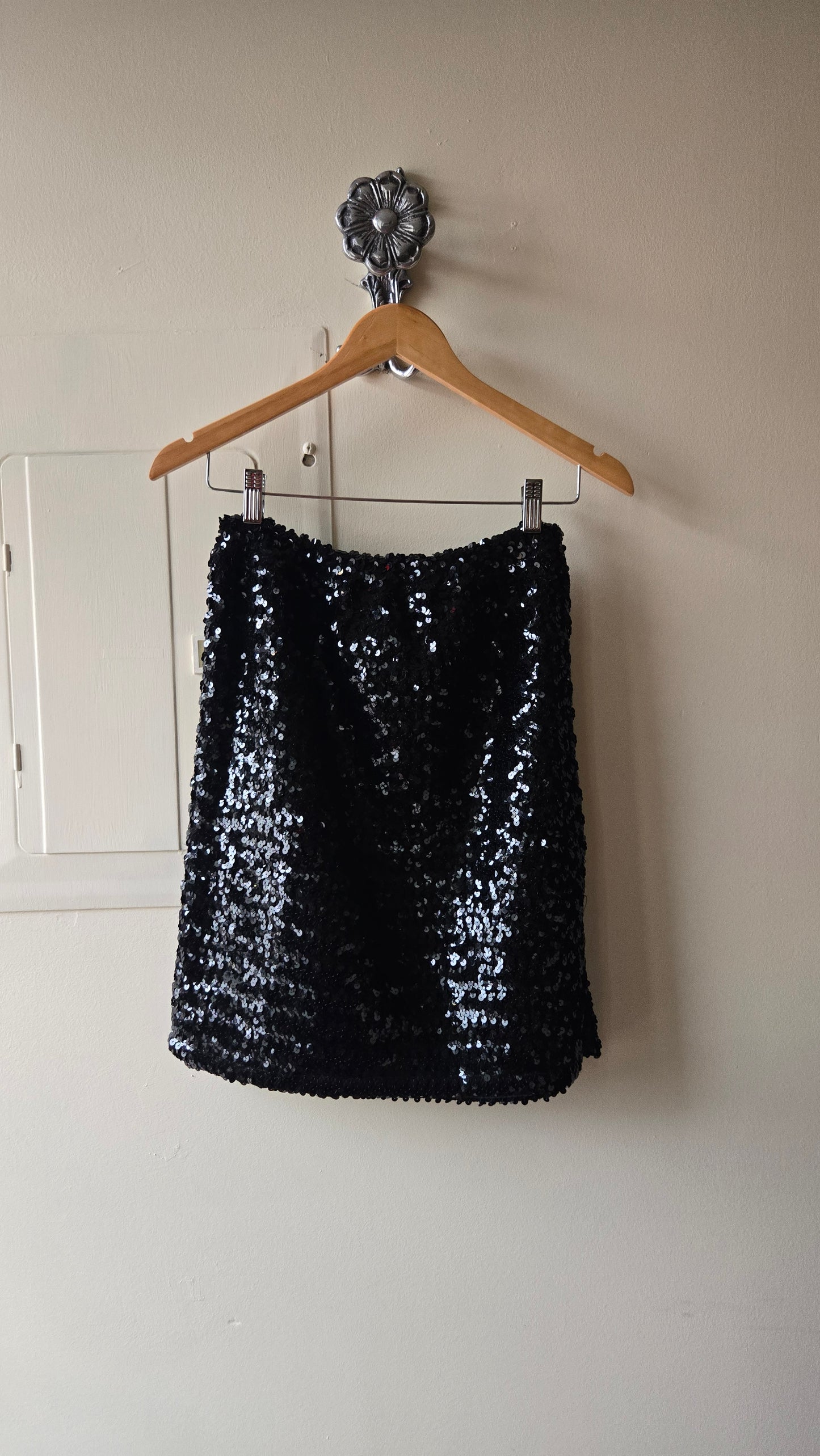 Anne Klein black sequin skirt