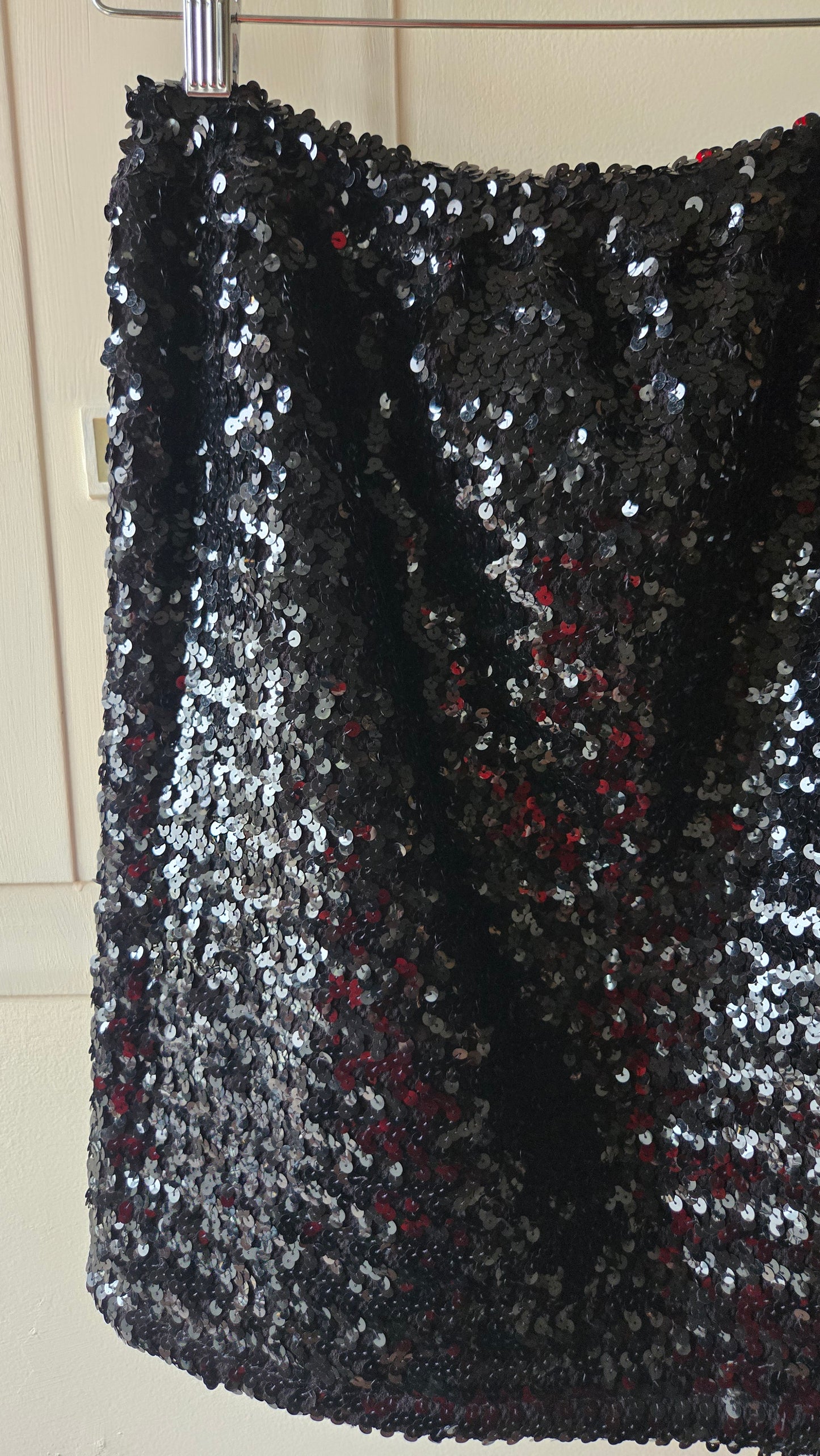 Anne Klein black sequin skirt
