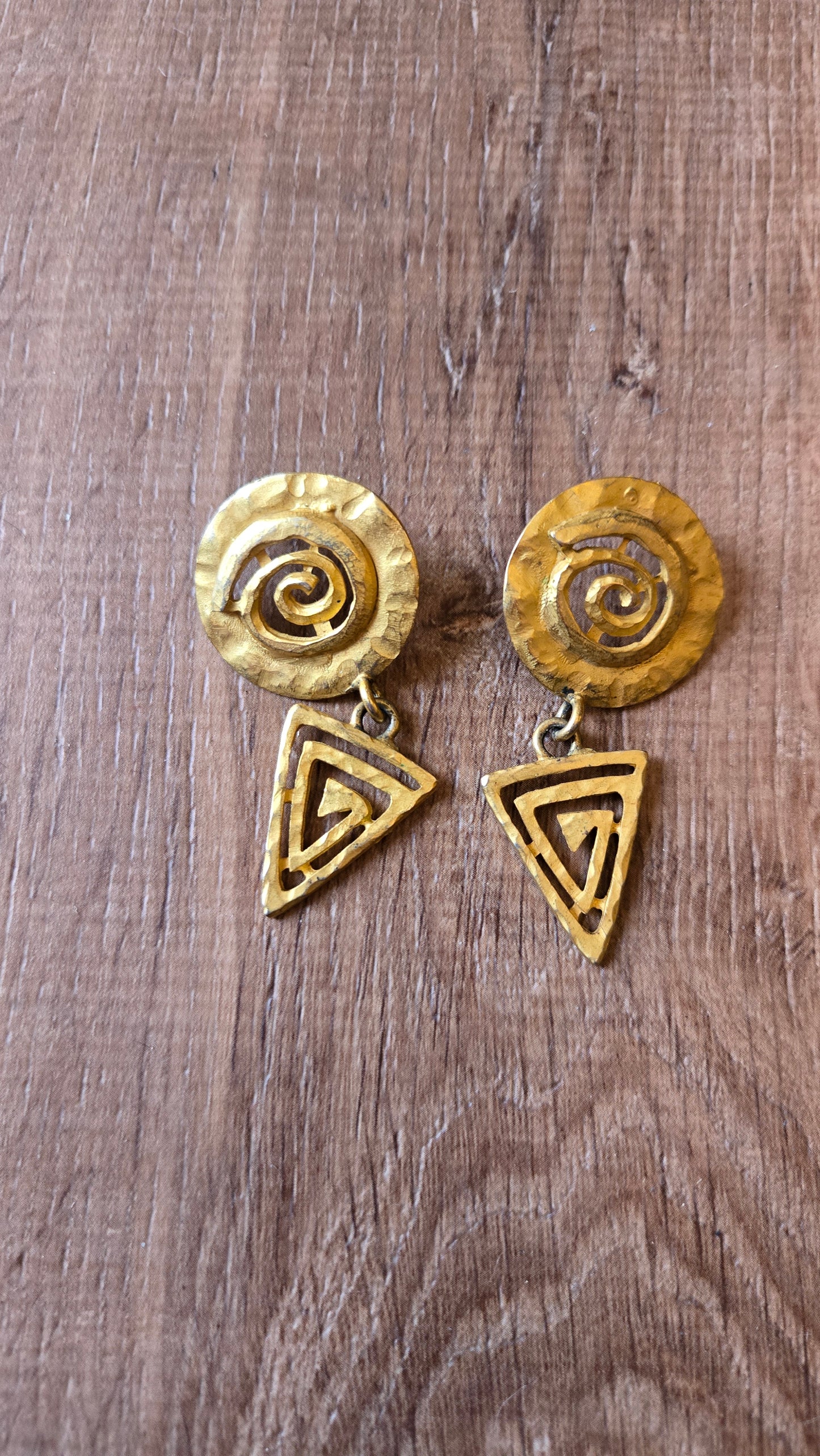 Brushed gold spiral earrings