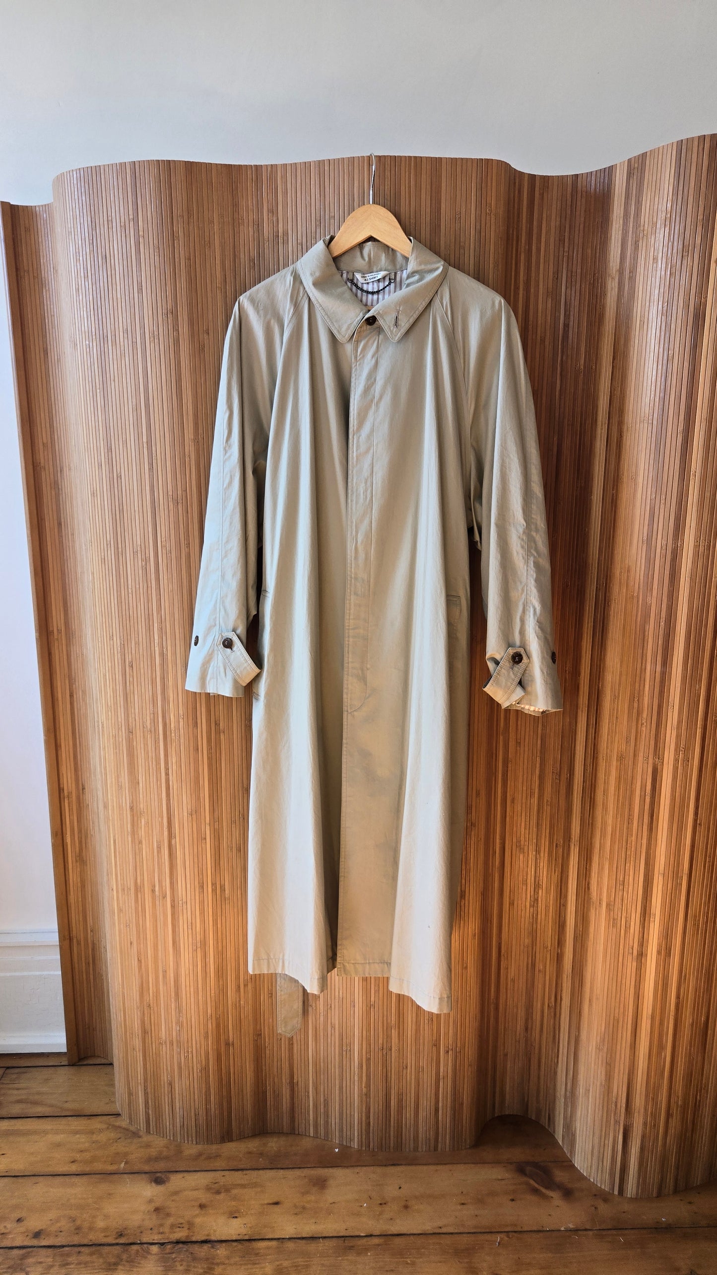 Kenneth Barnard lightweight trench