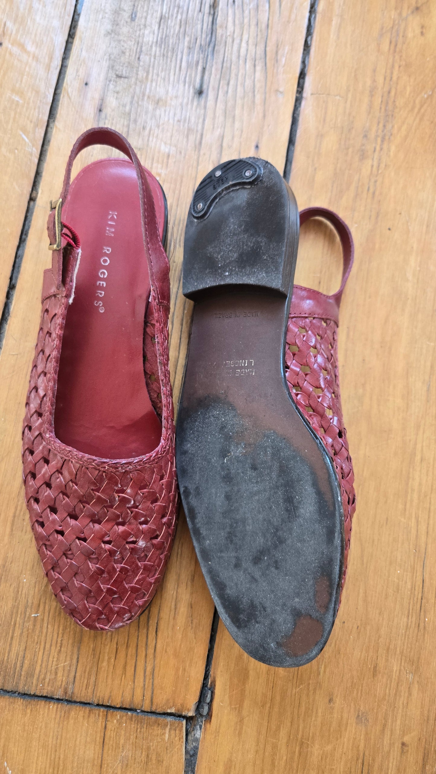 Trotters cranberry woven flats