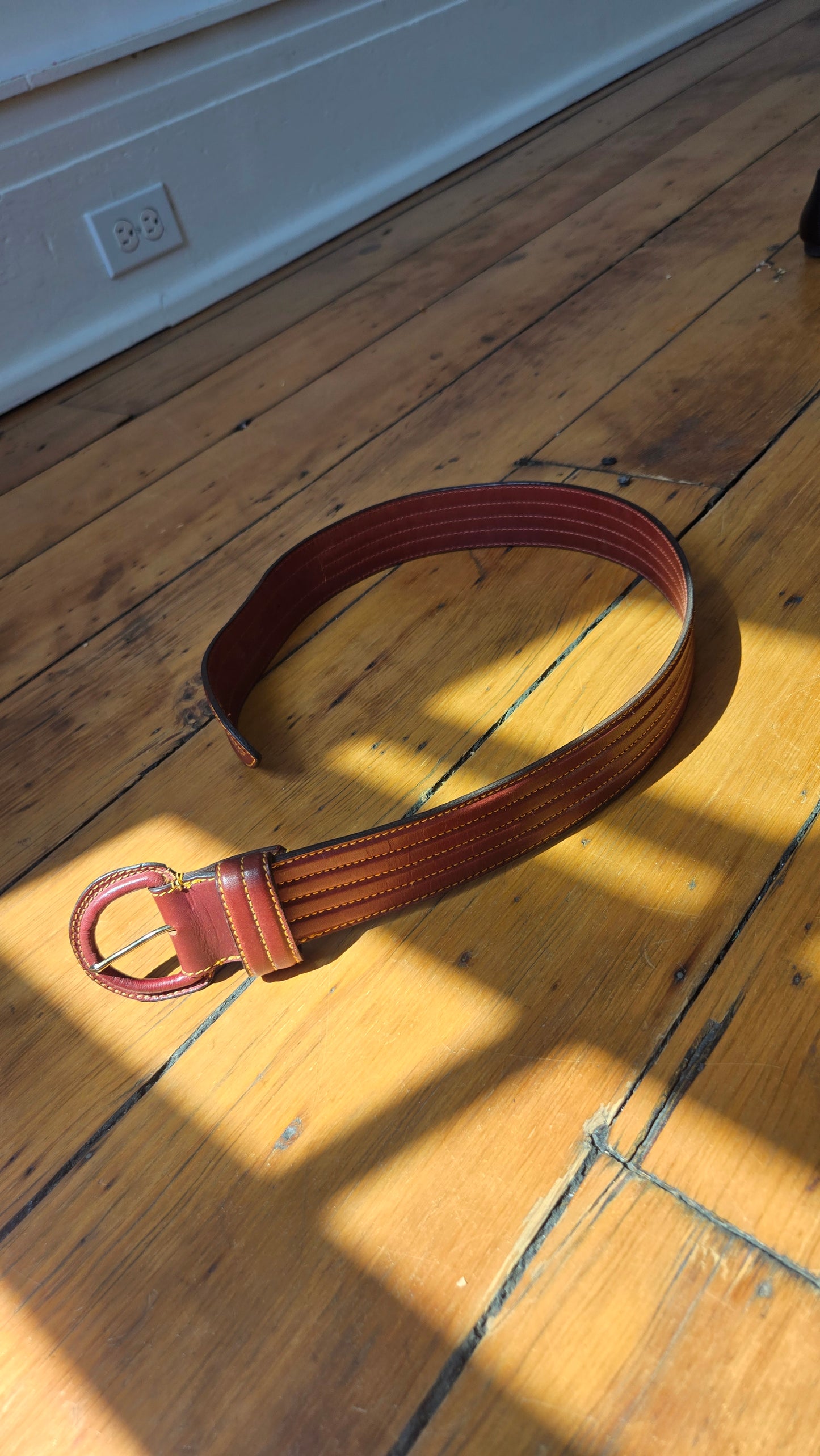 Dark camel quilted leather belt