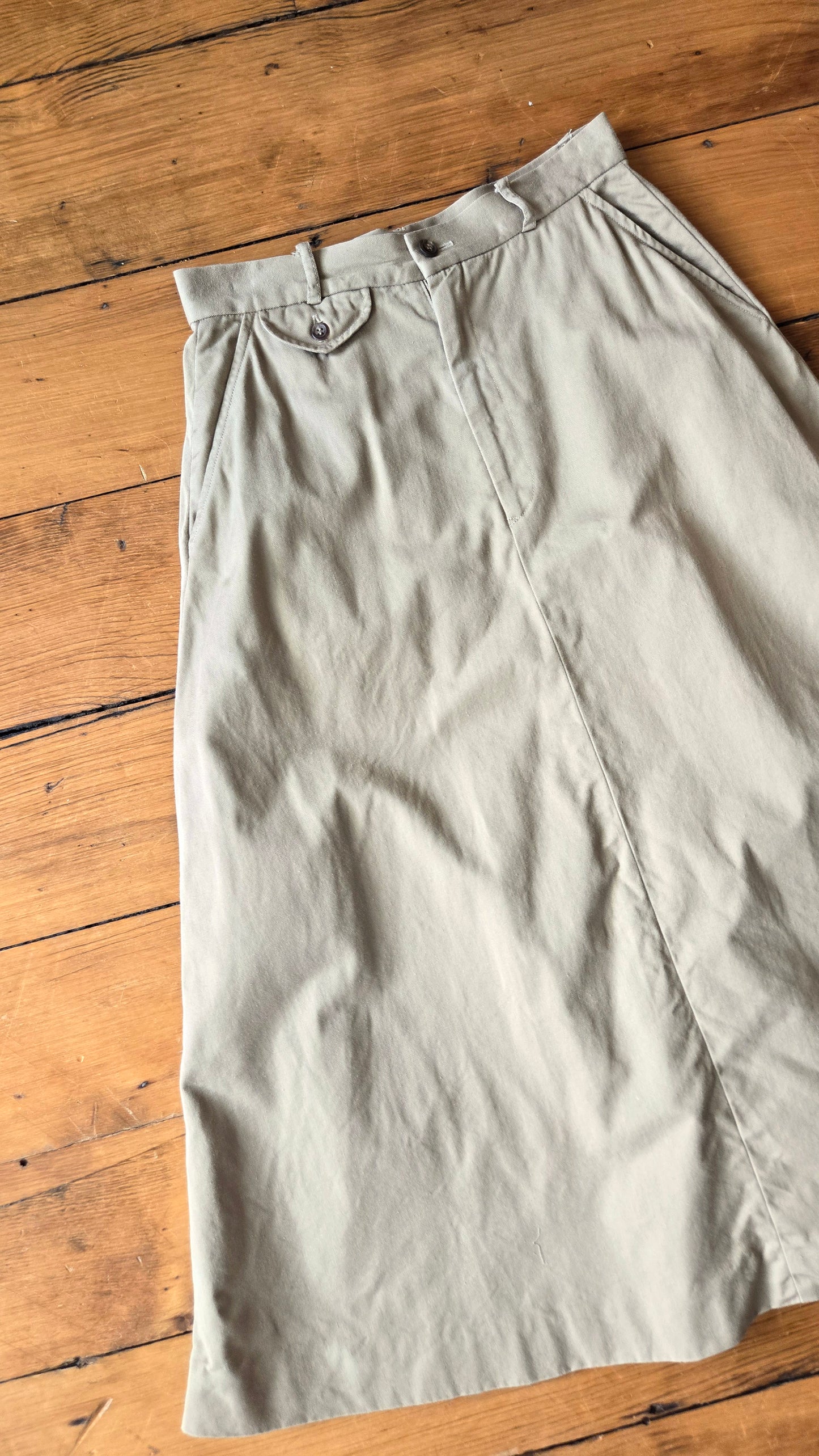 Ralph Lauren khaki skirt with pocket