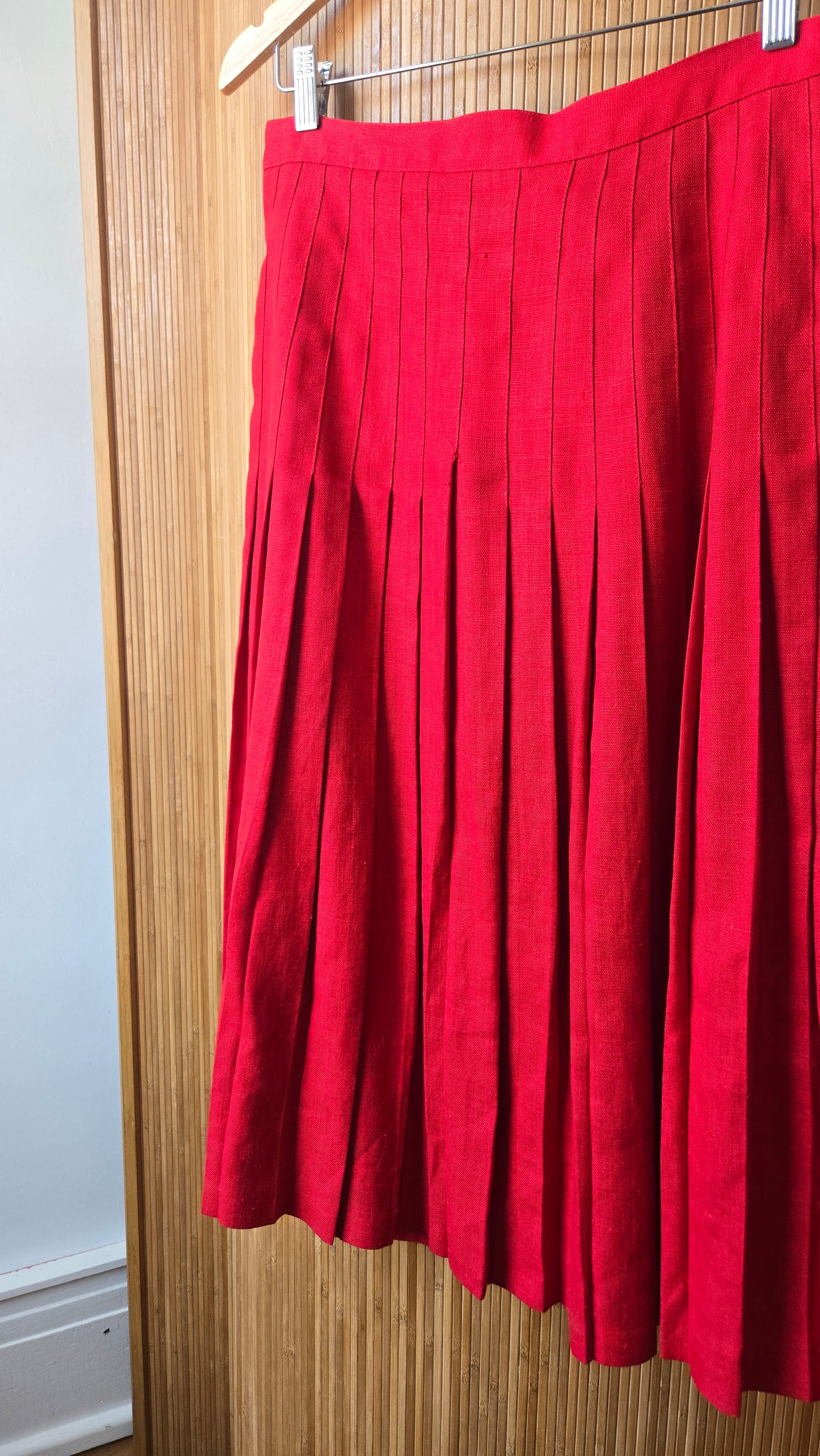 Red heavy linen pleated skirt