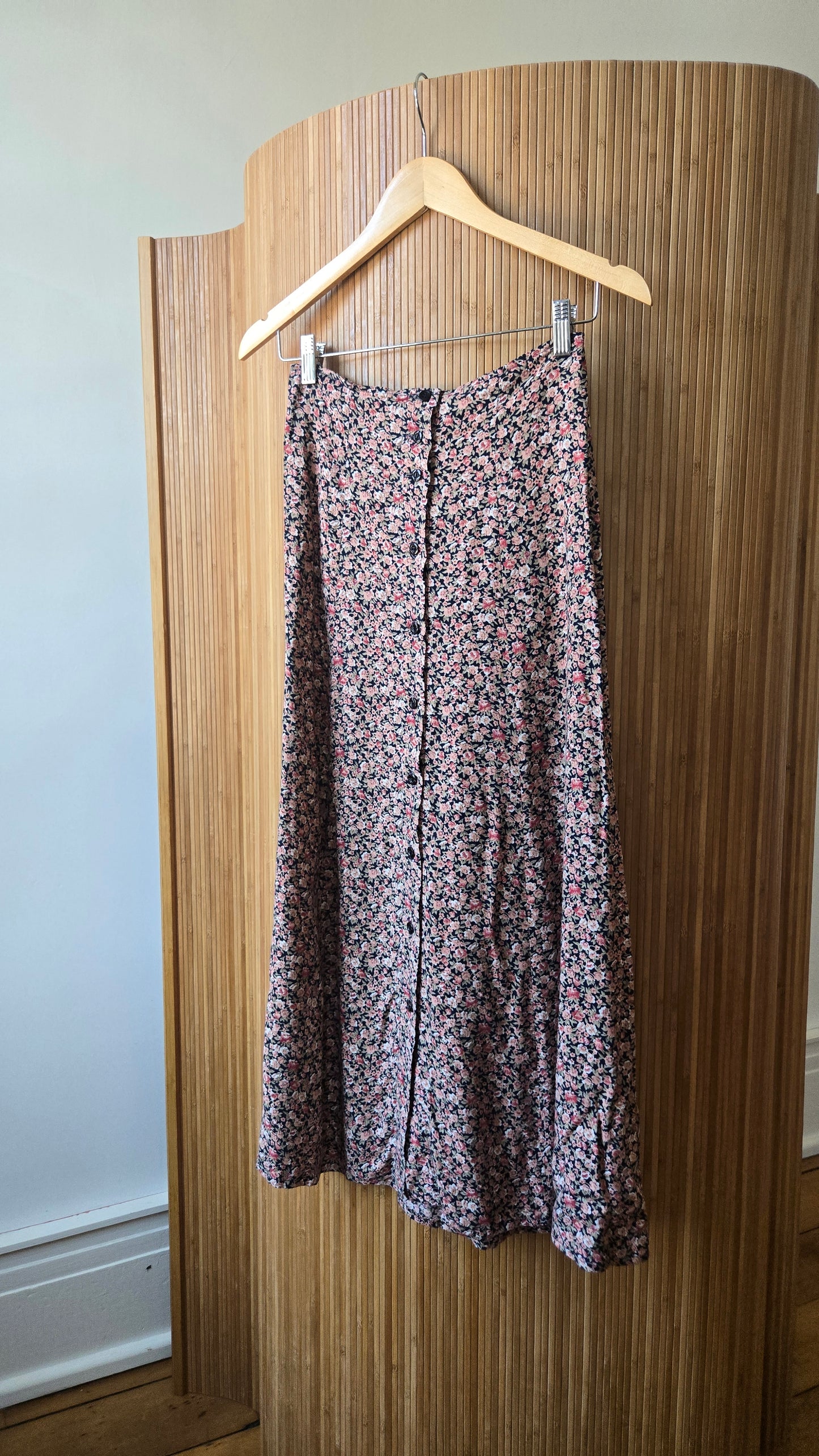Wrapper floral button-front midi