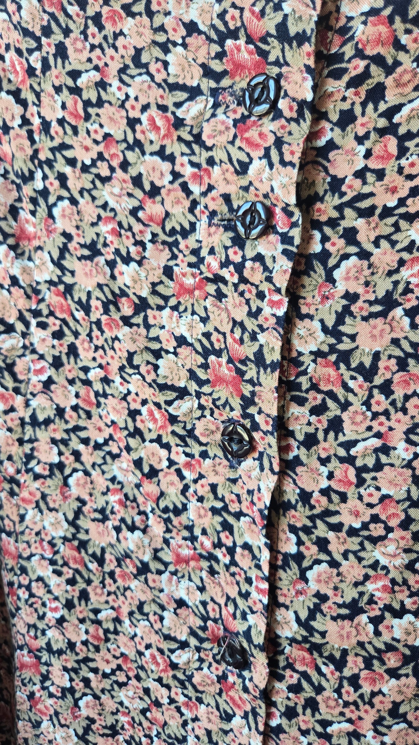 Wrapper floral button-front midi