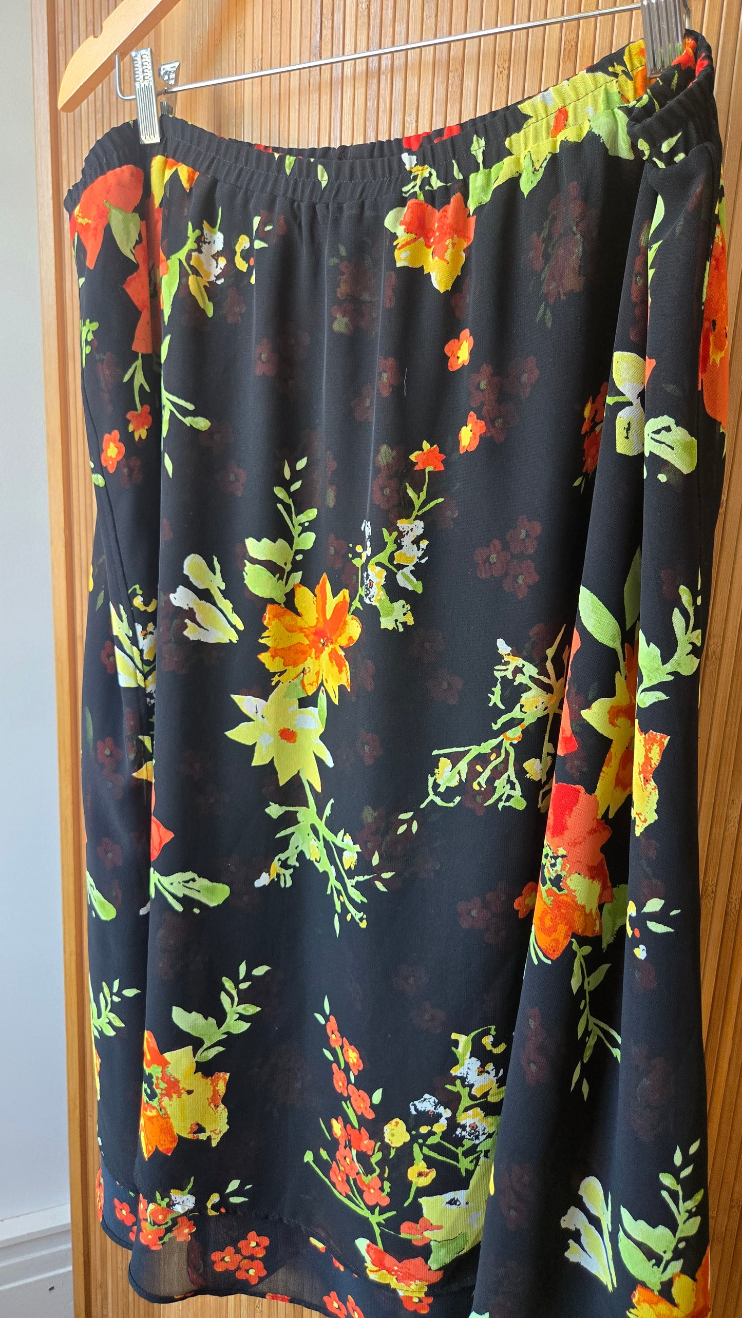 Plus size reversible floral skirt!
