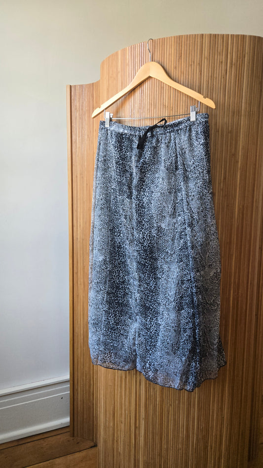Creative chiffon snake print skirt
