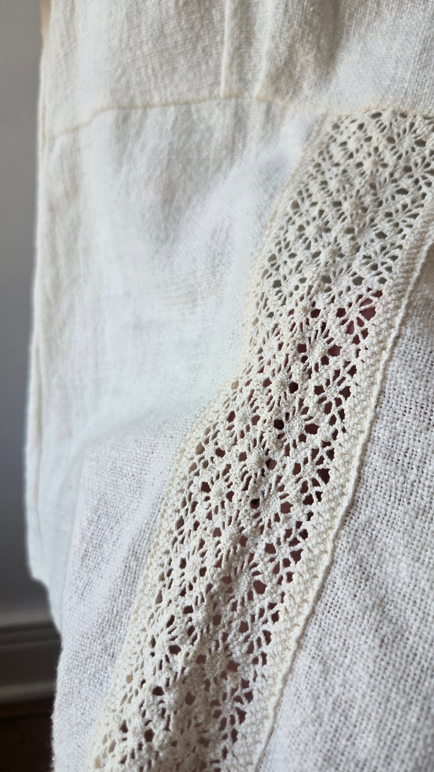 Oatmeal crochet insert top