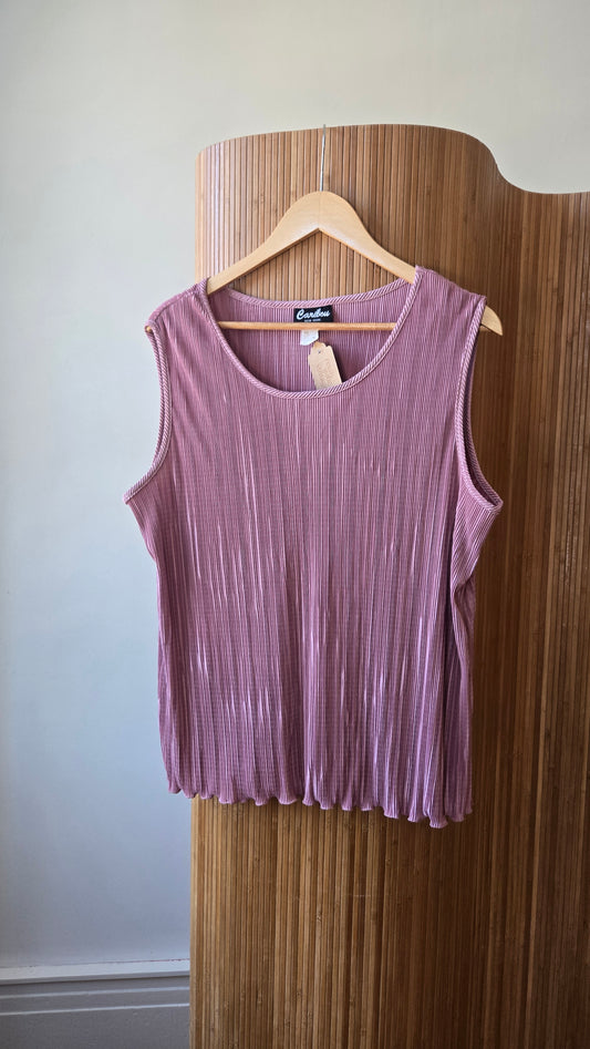 Rose micropleat tank