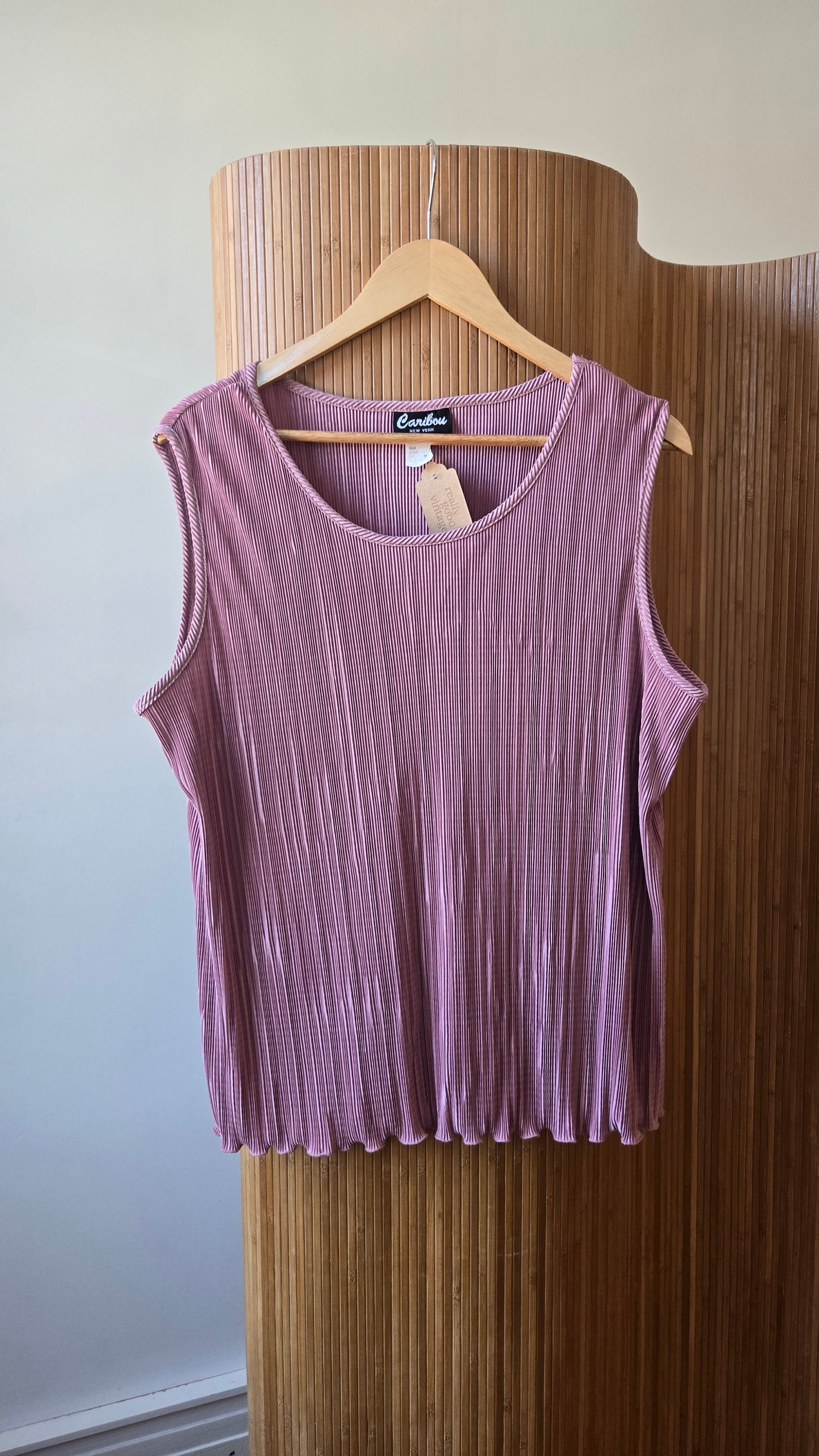 Rose micropleat tank
