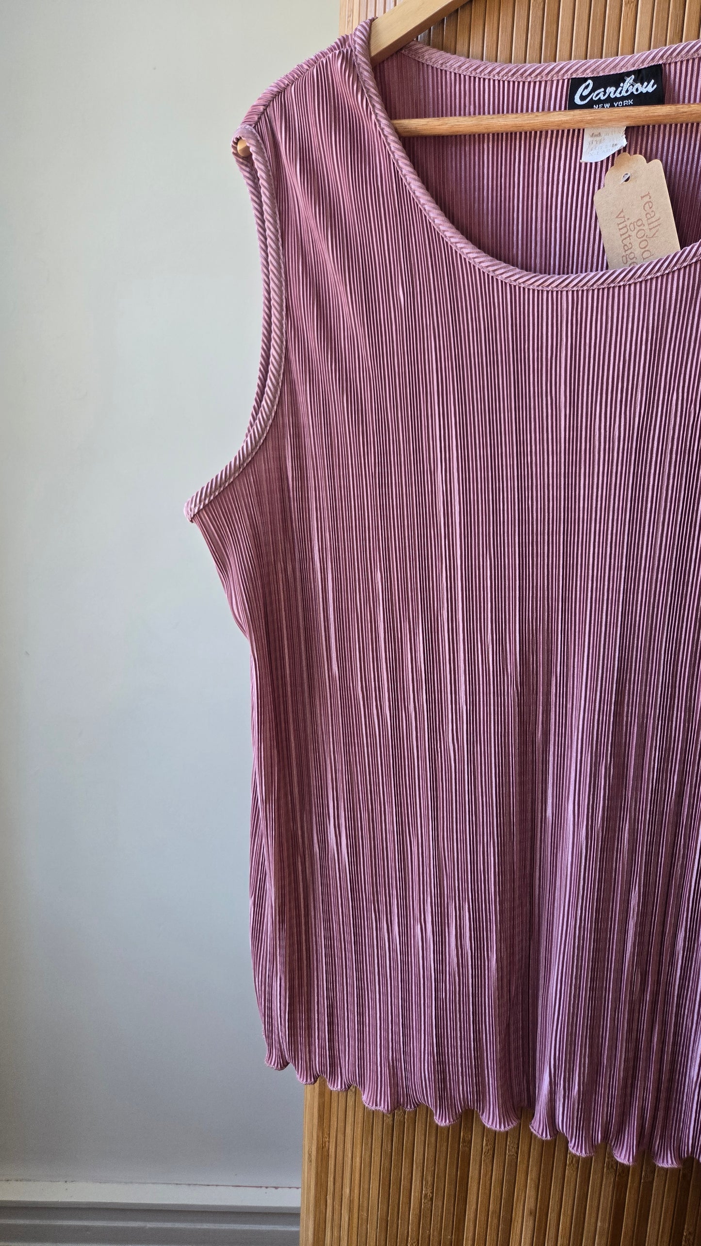 Rose micropleat tank
