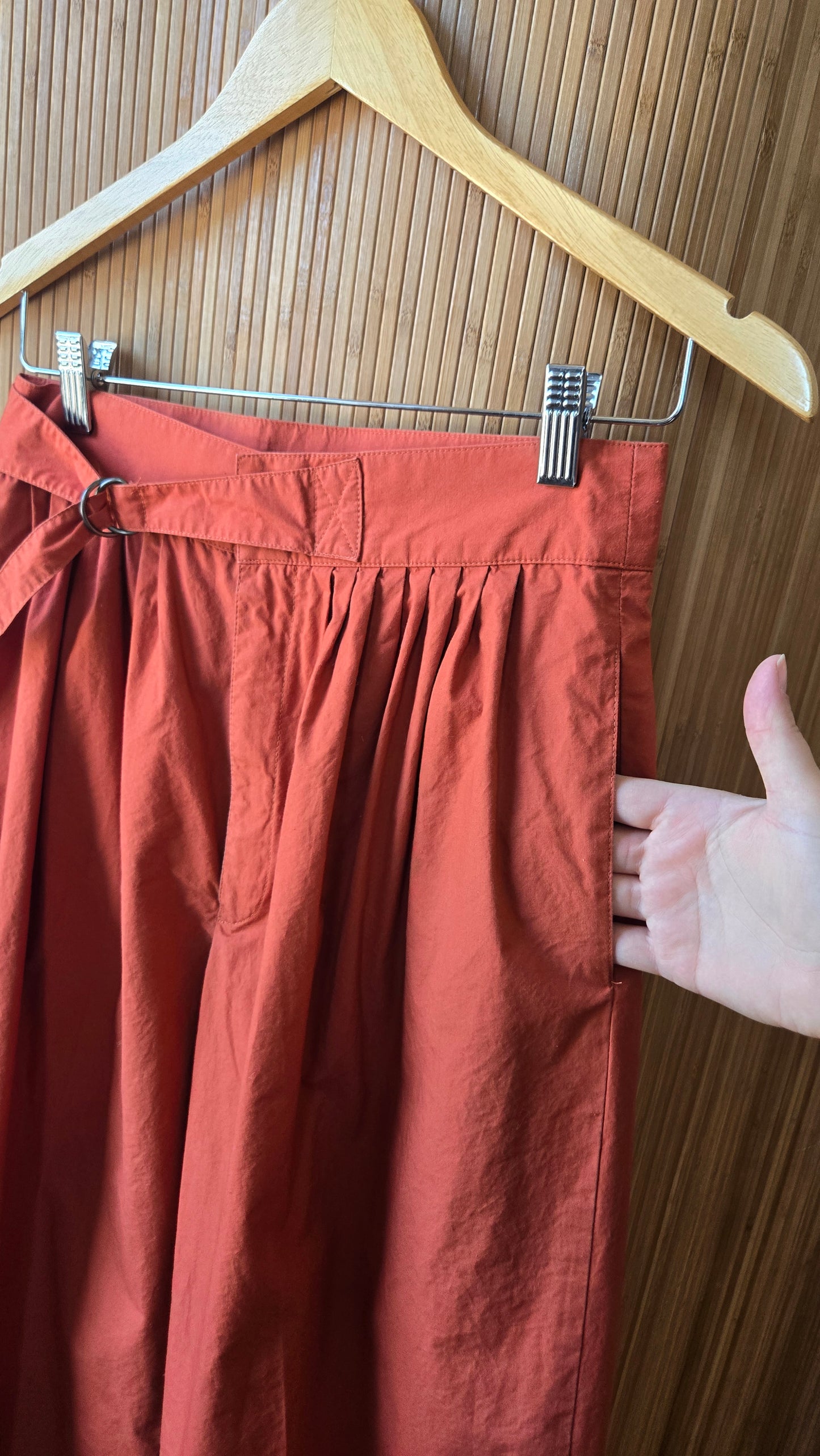 Liz Claiborne rust peg pants