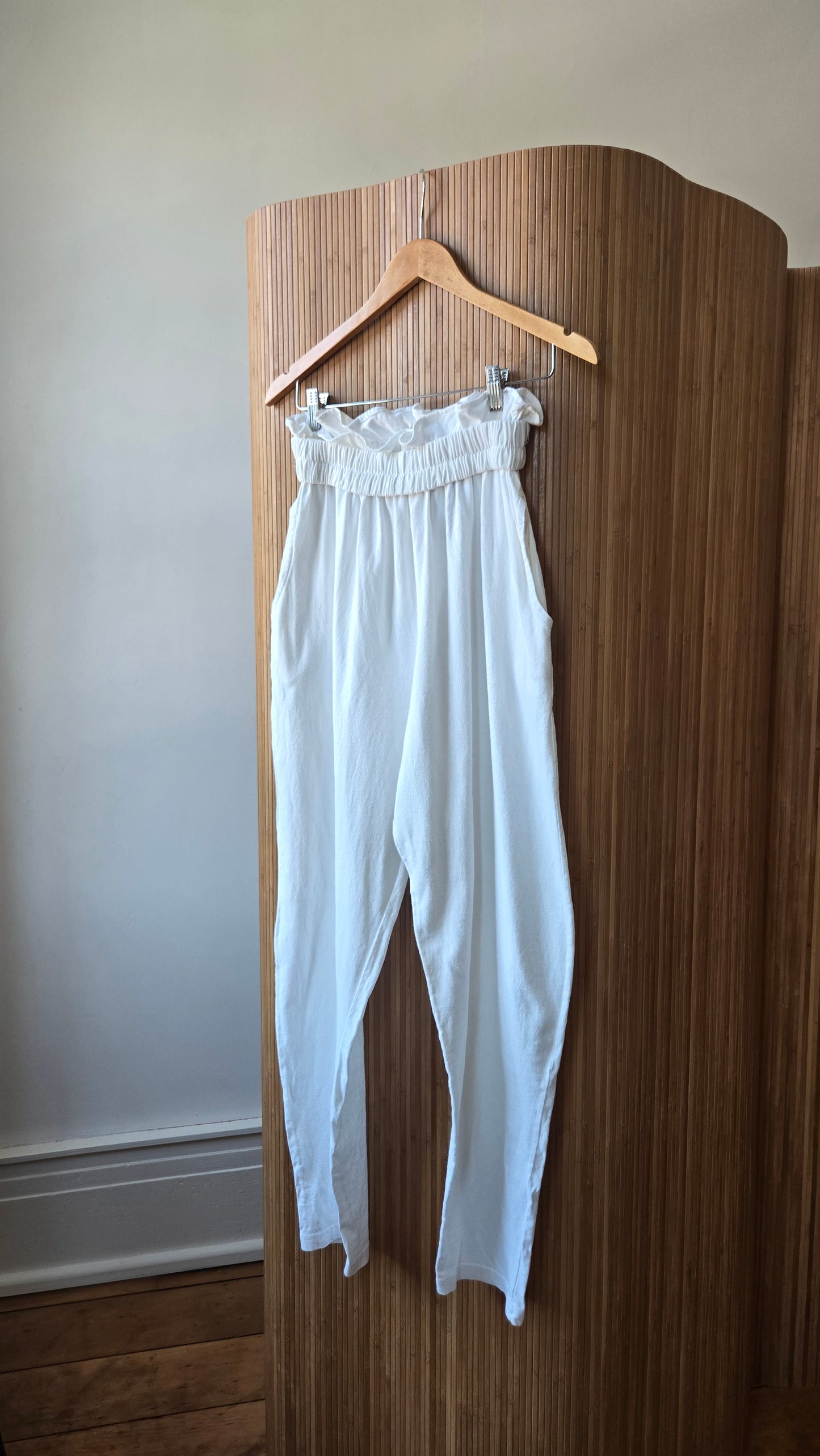 Forenza white paper bag waist pants