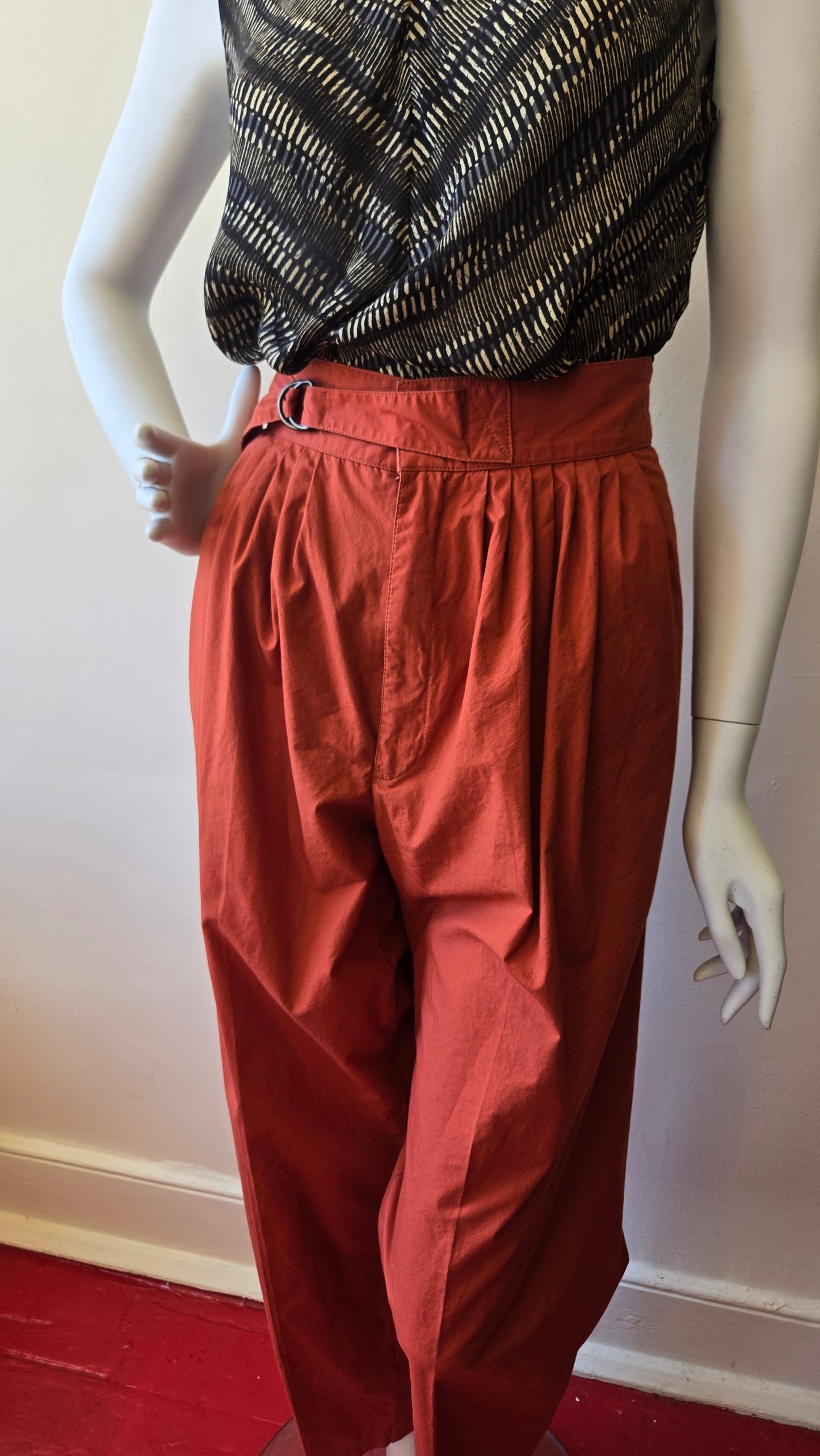 Liz Claiborne rust peg pants