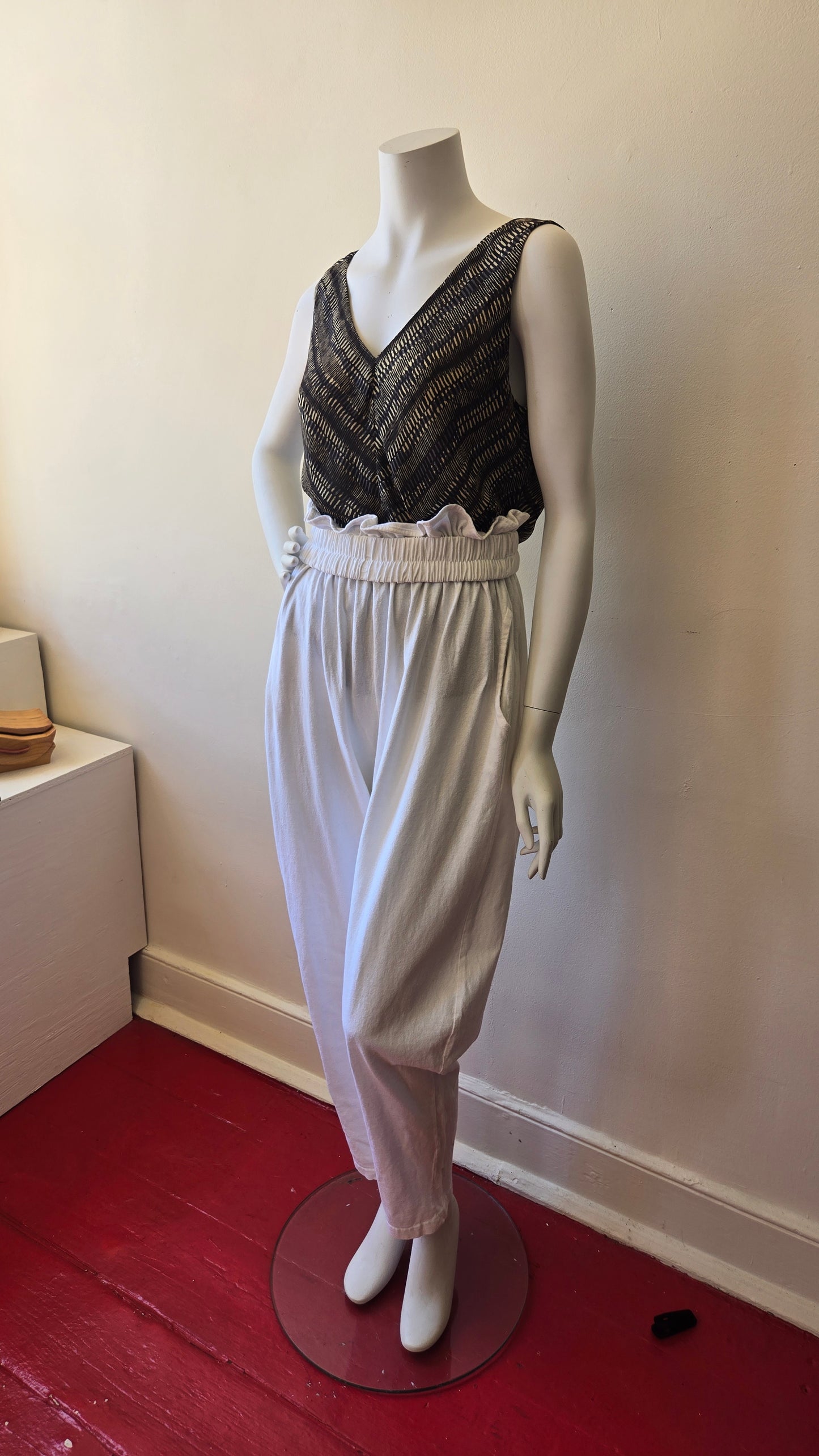 Forenza white paper bag waist pants
