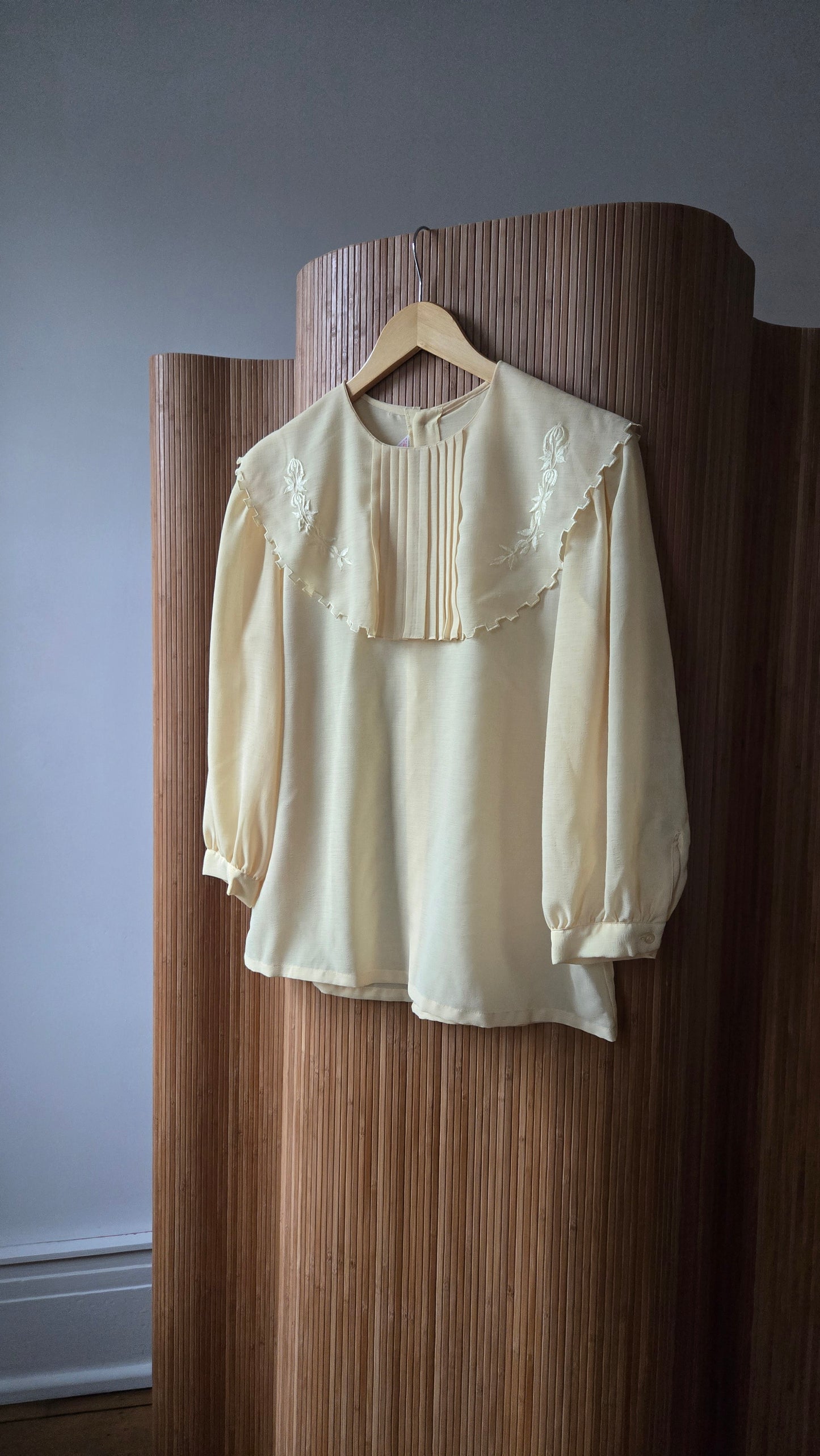 CEO sheer yellow bib collar shirt
