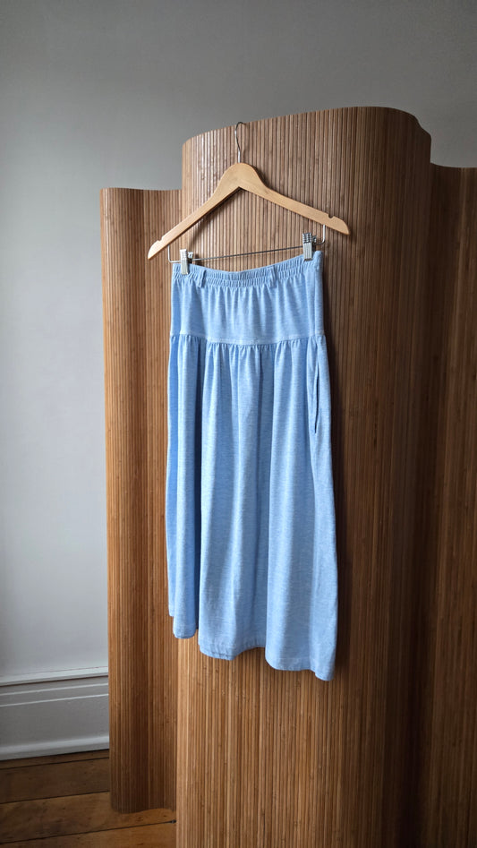 Chic drop waist knit skirt