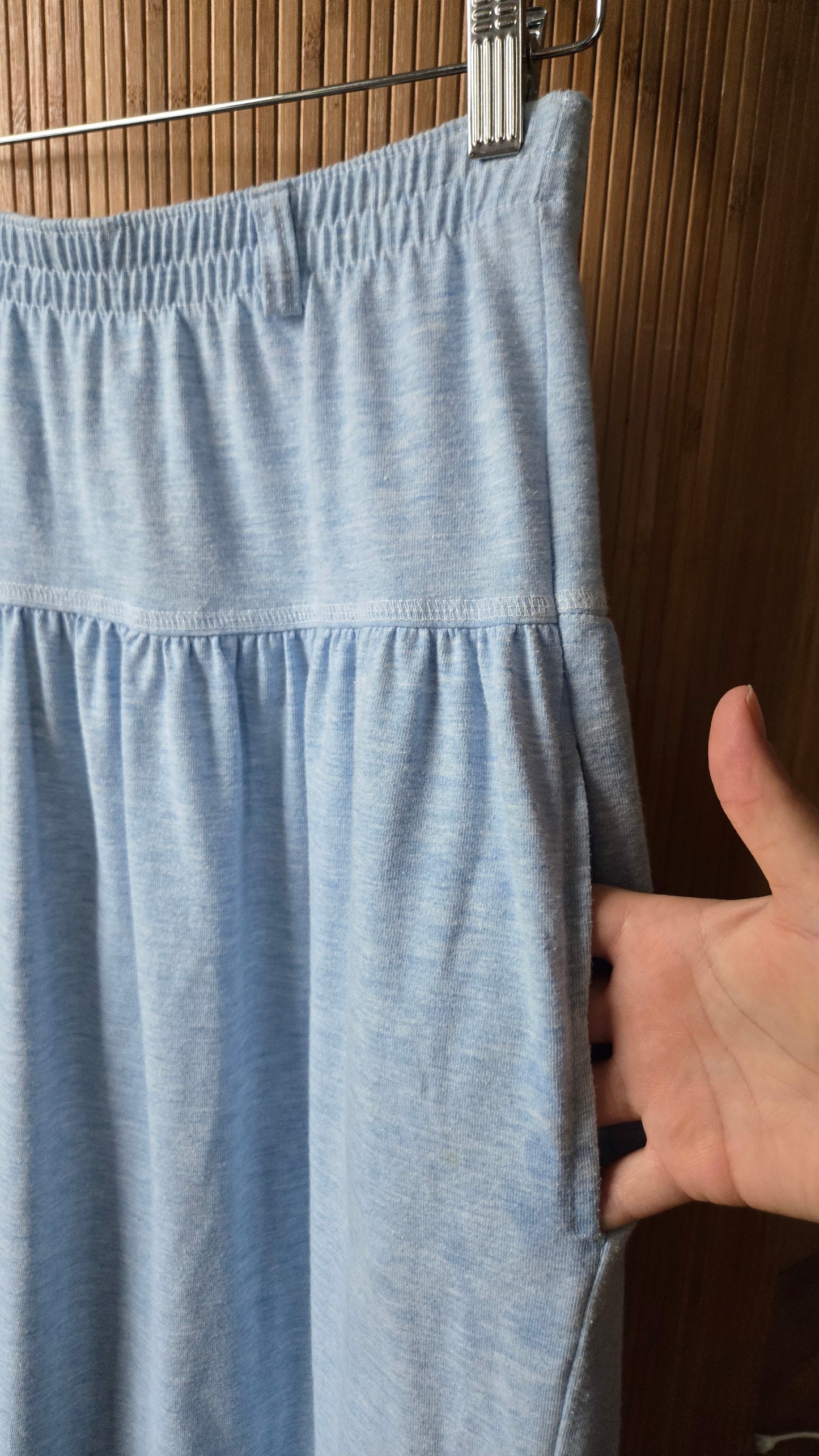 Chic drop waist knit skirt
