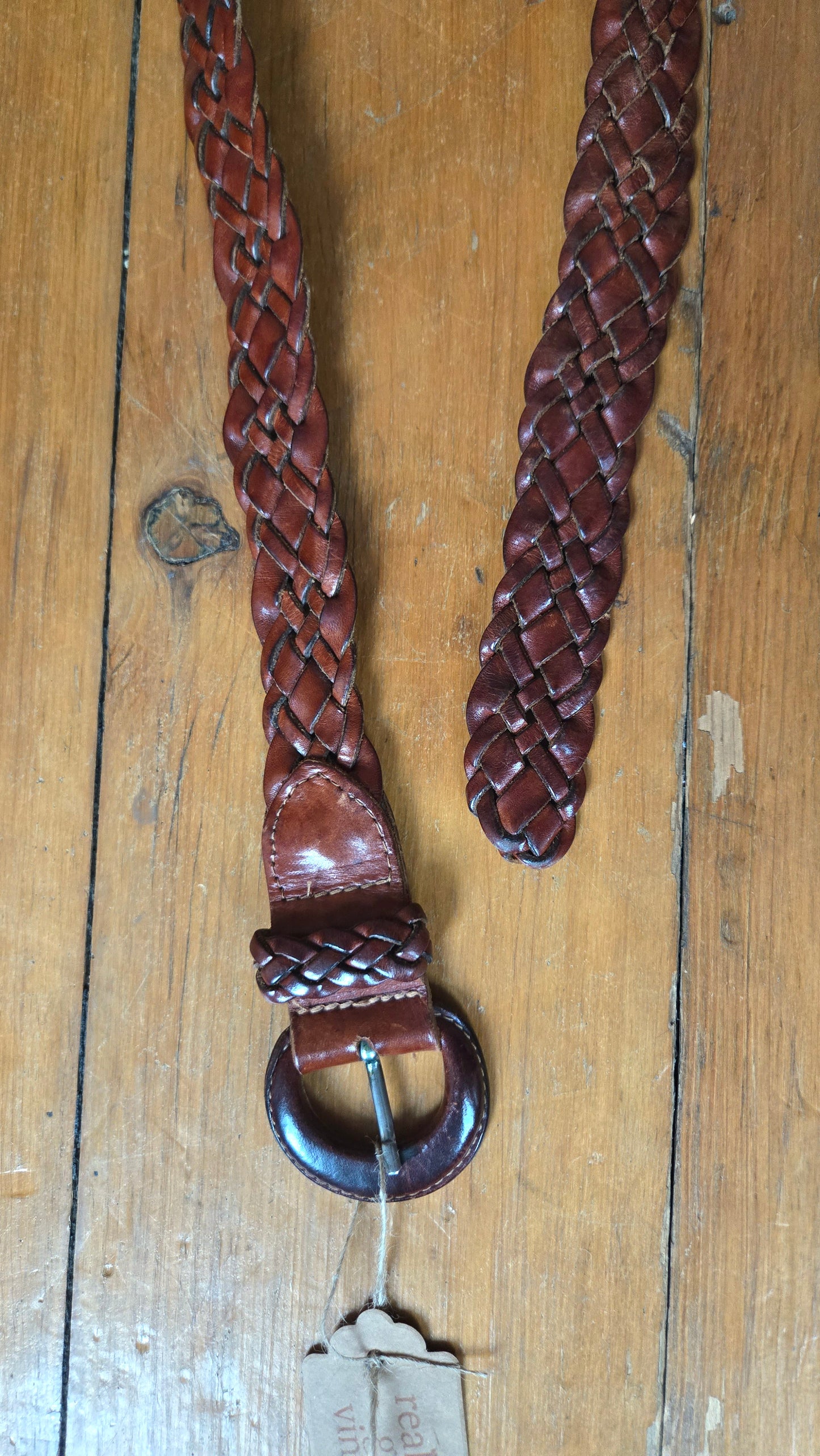 Braided brown leather belt, covered buckle