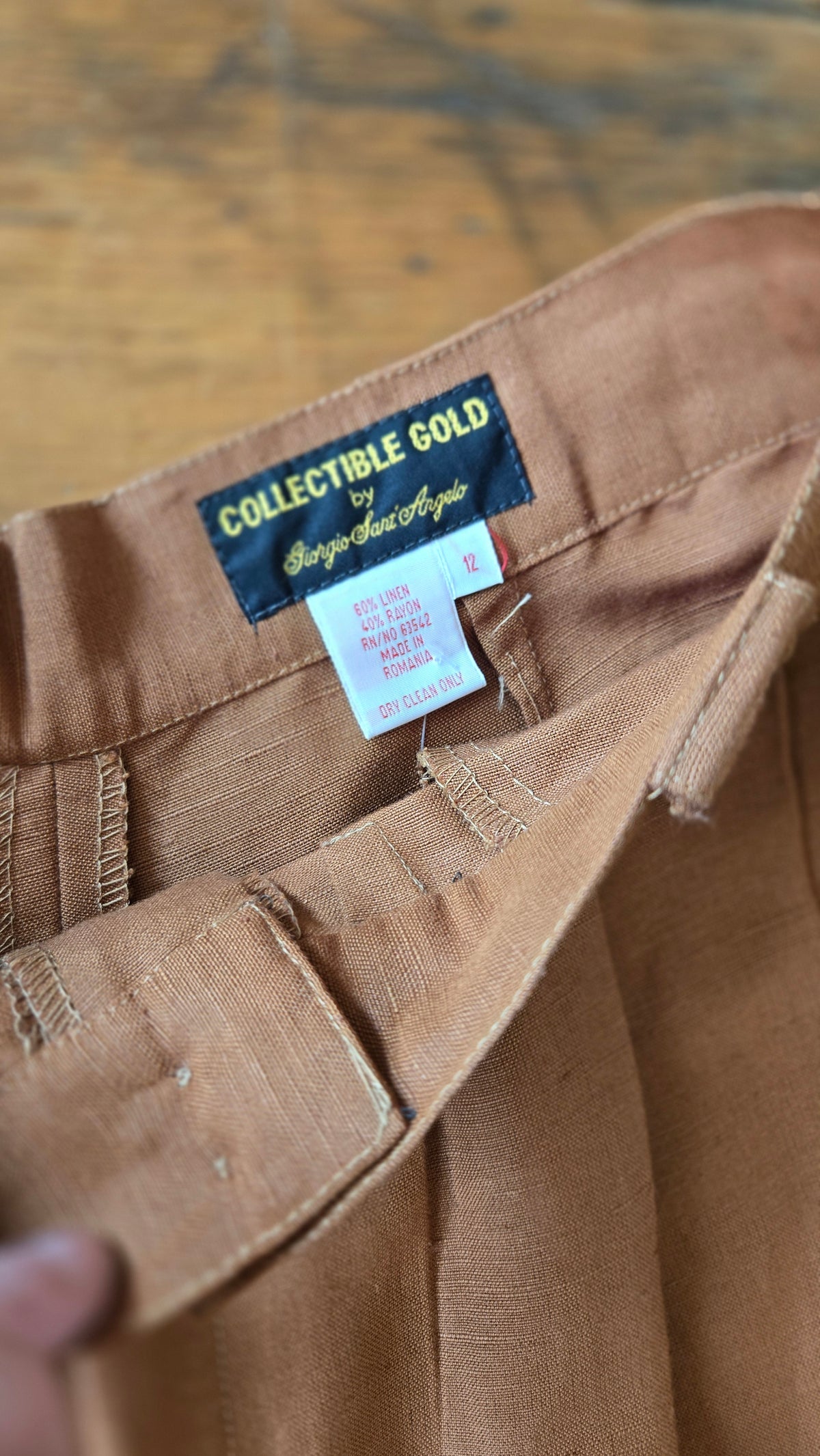 Giorgio Sant'Angelo camel linen shorts