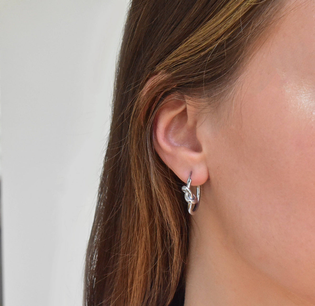 HARPER SILVER KNOT HOOP EARRINGS
