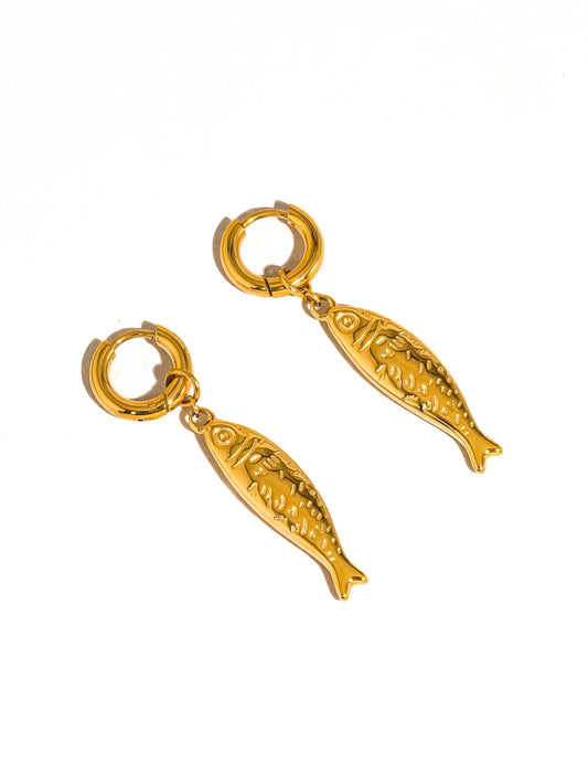 Nibe gold fish dangle earring