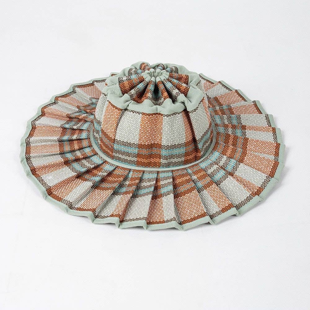 Checkered Straw Sun Hat: Brick red/mint
