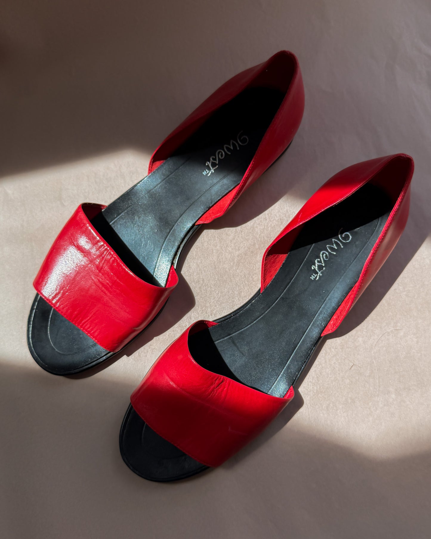 9 west red sandals