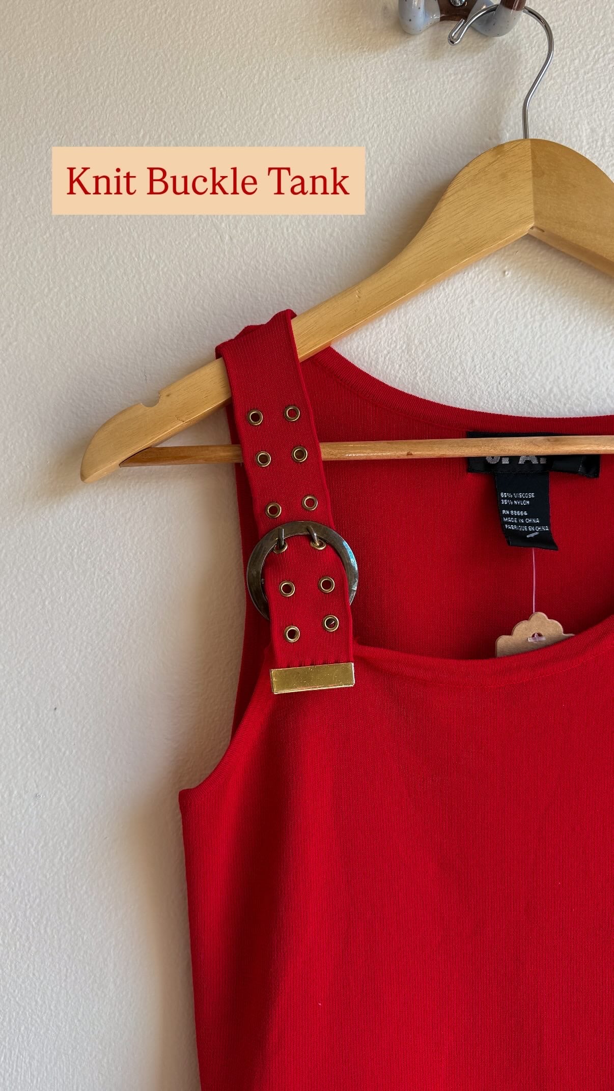 JAC red buckle tank!