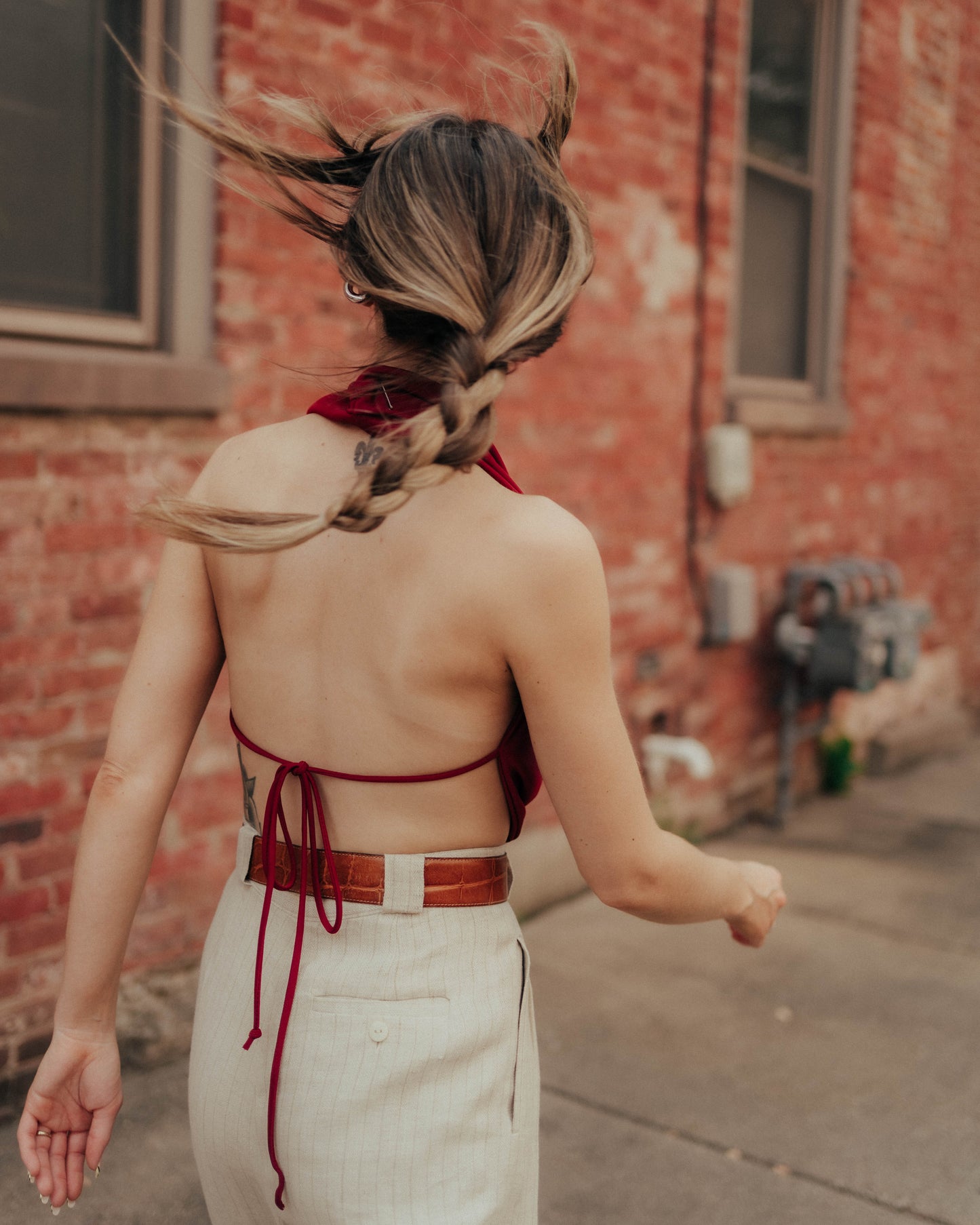 Wine backless deep cowl top