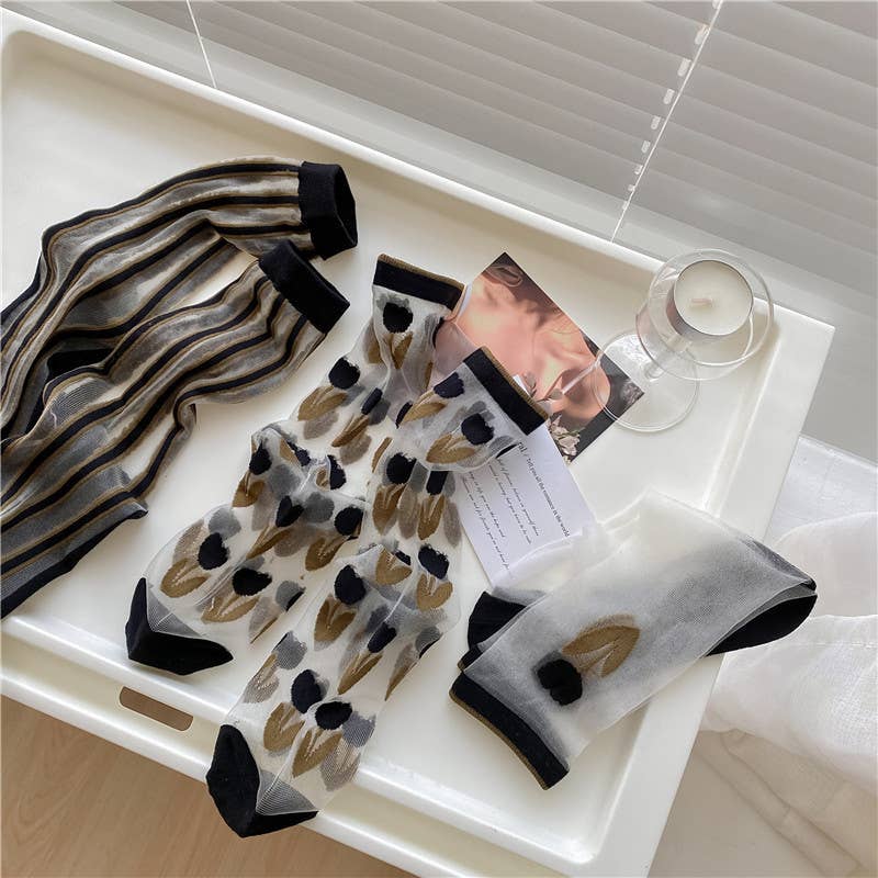 Black Tulip Sheer Mesh Socks: AFlower / M