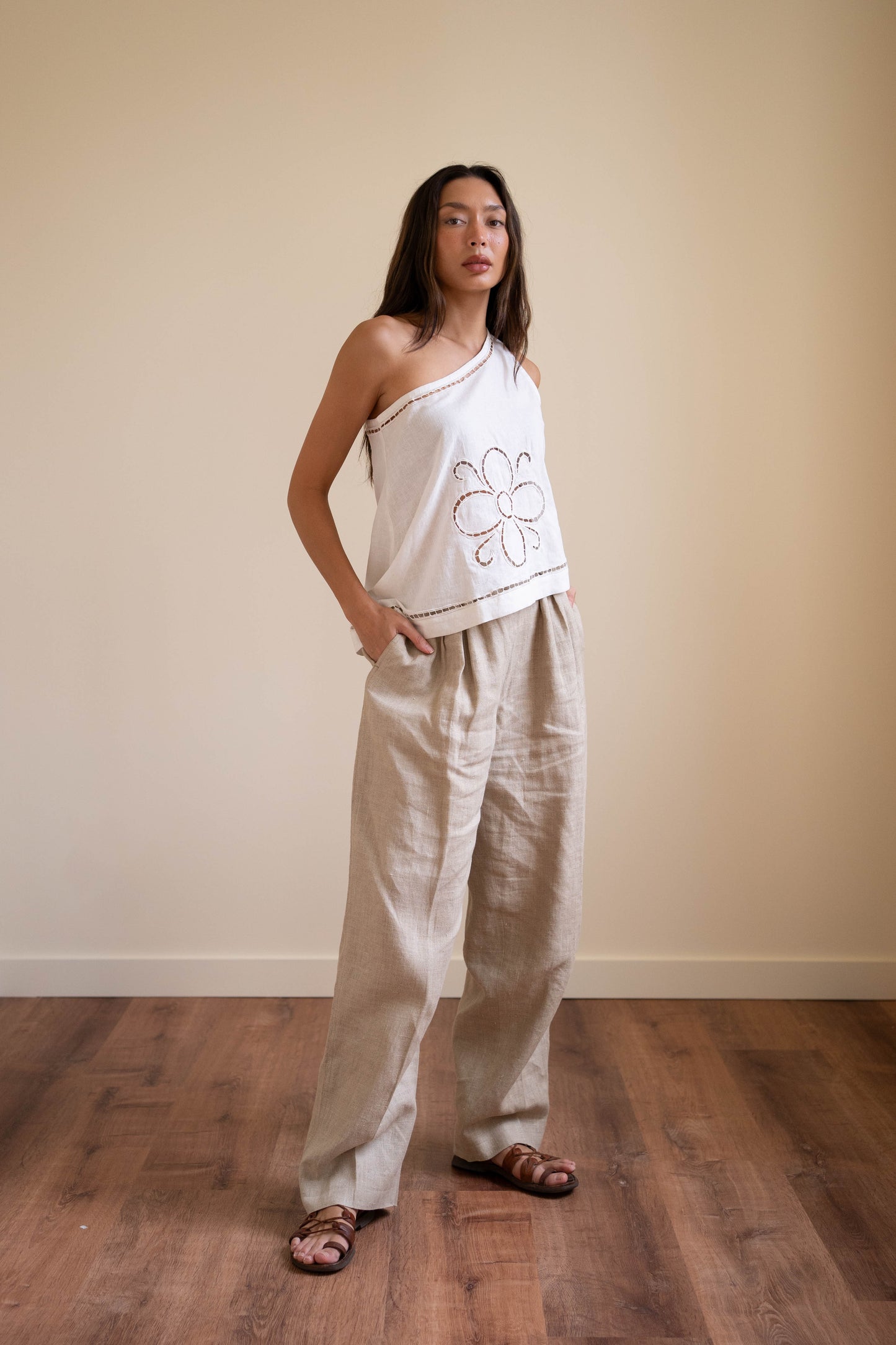 Oatmeal pleated linen trousers