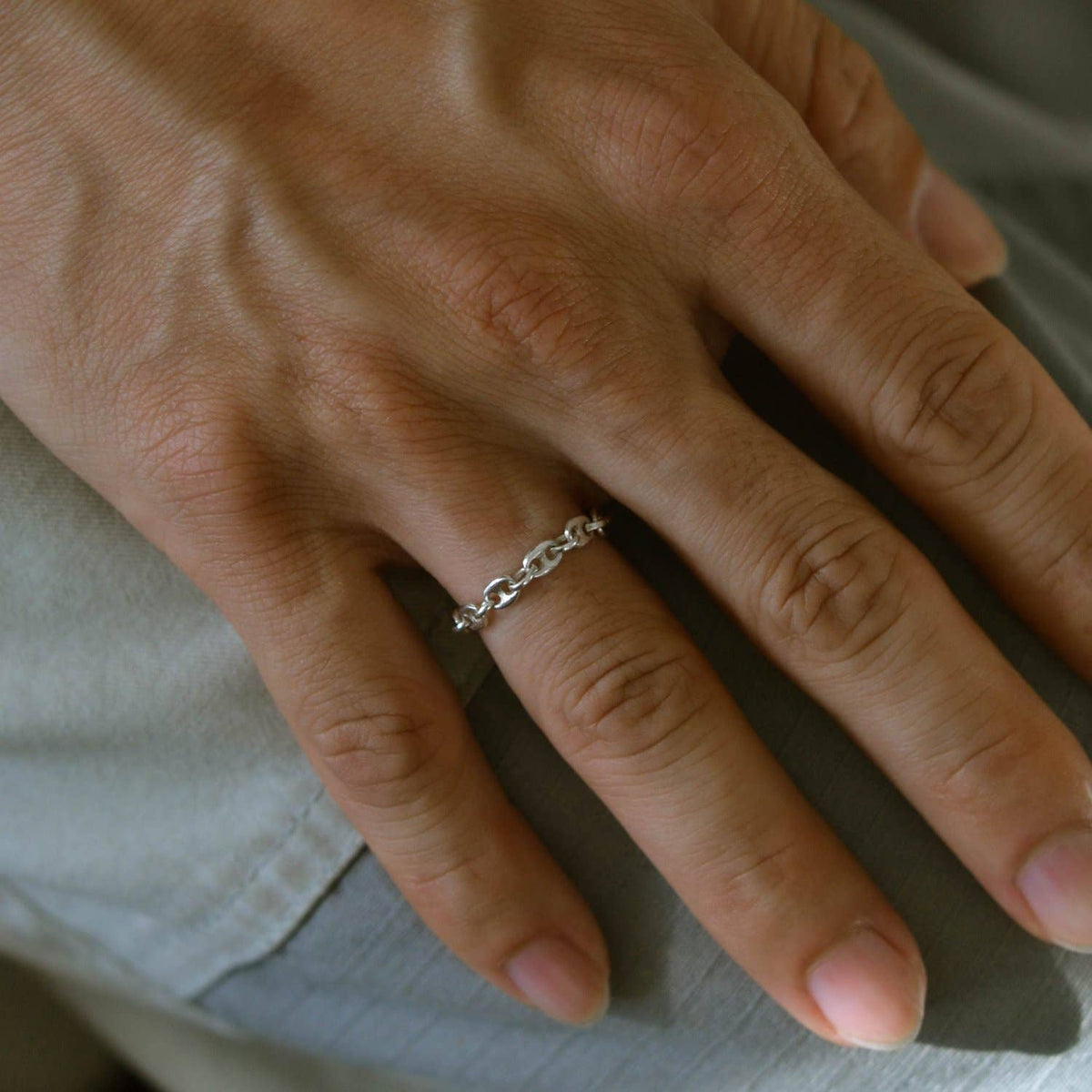 Baby Brizo Chain Ring In Silver: 8.5