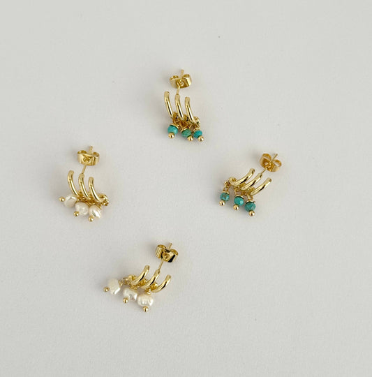 Zelie Earrings : Pearl