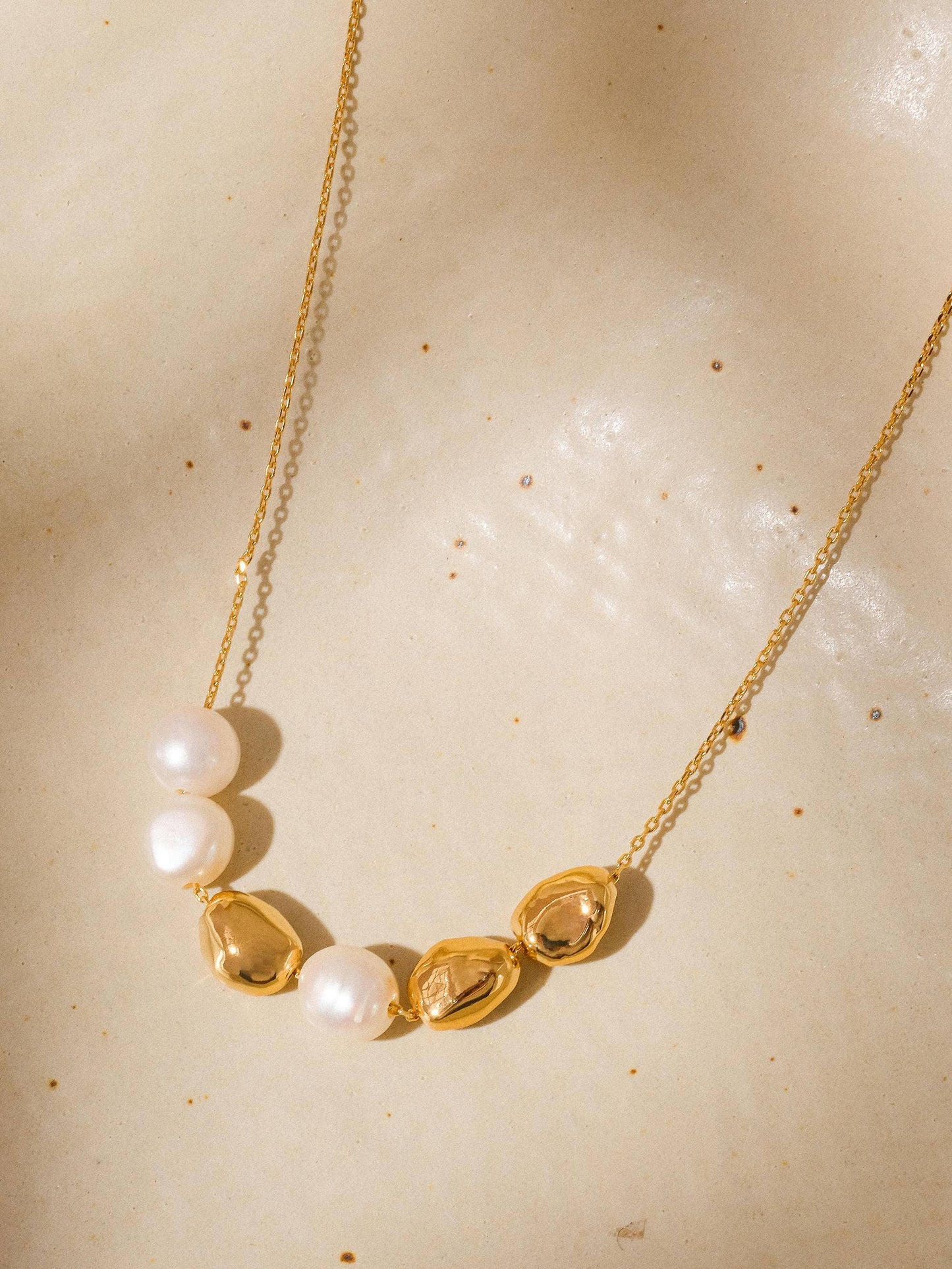 Maud freshwater pearl & gold beads chain