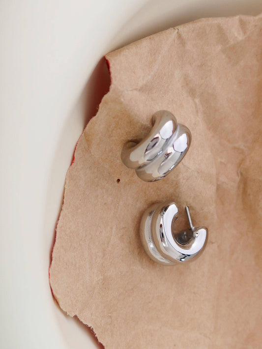 Emma Double Hoop Earring: Silver